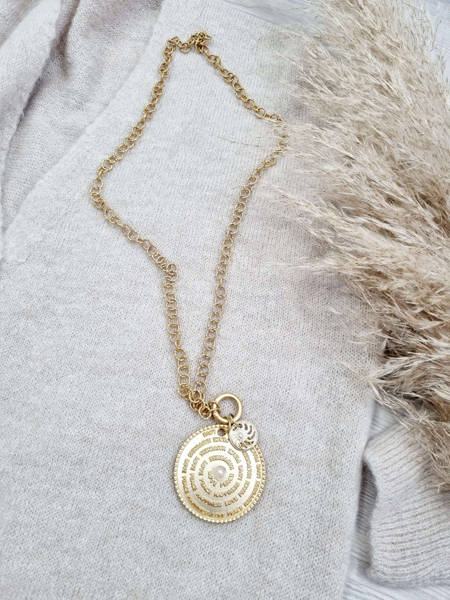 EXCLUSIVE GLIEDERKETTE HAPPINESS GOLD AMULETT BEAD Anhänger Halskette EXCLUSIVE GLIEDERKETTE HAPPINESS GOLD AMULETT BEAD Anhänger Halskette