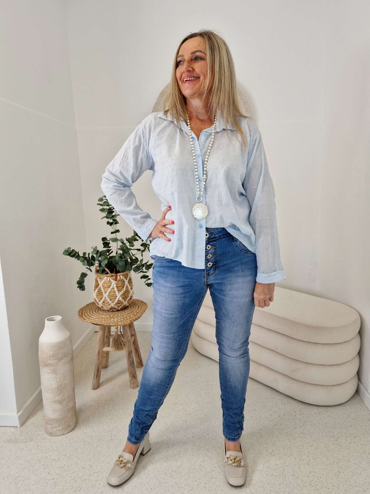EDLE BLUSE DOTTY HELLBLAU 36 - kl 42 MADE IN ITALY EDLE BLUSE DOTTY HELLBLAU 36 - kl 42 MADE IN ITALY