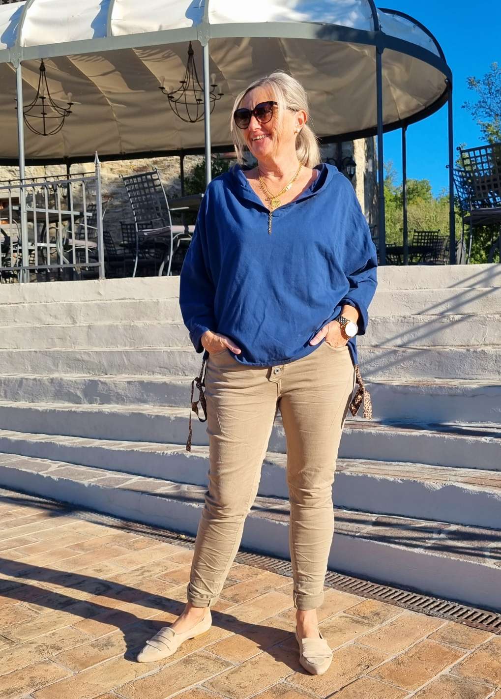 HOODIE NAOMI BLAU Sweater Kapuze Made in Italy 34-42 Longsleeve Pullover LEO Leopard HOODIE NAOMI BLAU Sweater Kapuze Made in Italy 34-42 Longsleeve Pullover LEO Leopard
