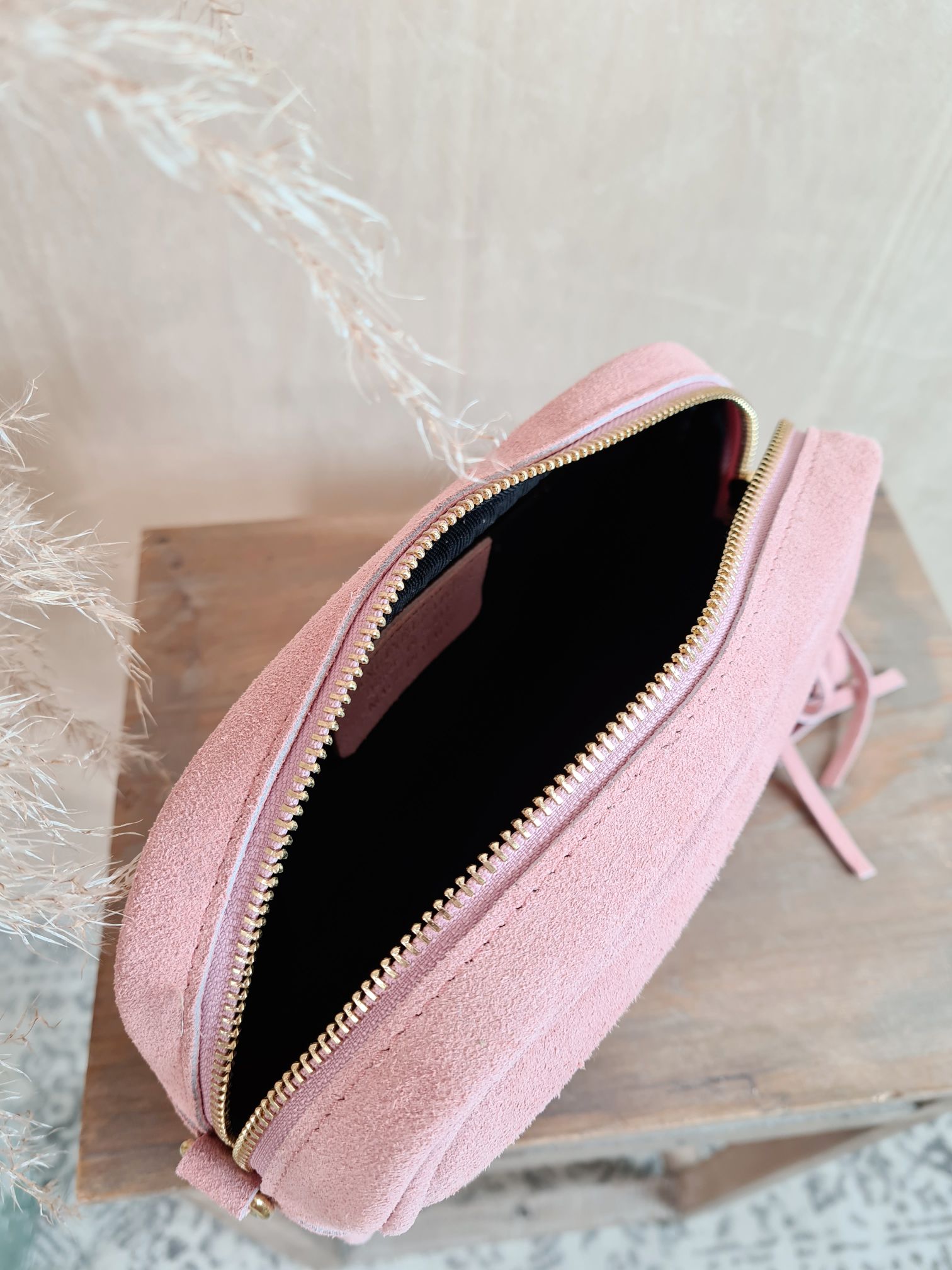 WILDLEDER CROSSBODY BAG SVETLANA ROSA Made in Italy Umhänge Tasche Handtasche WILDLEDER CROSSBODY BAG SVETLANA ROSA Made in Italy Umhänge Tasche Handtasche