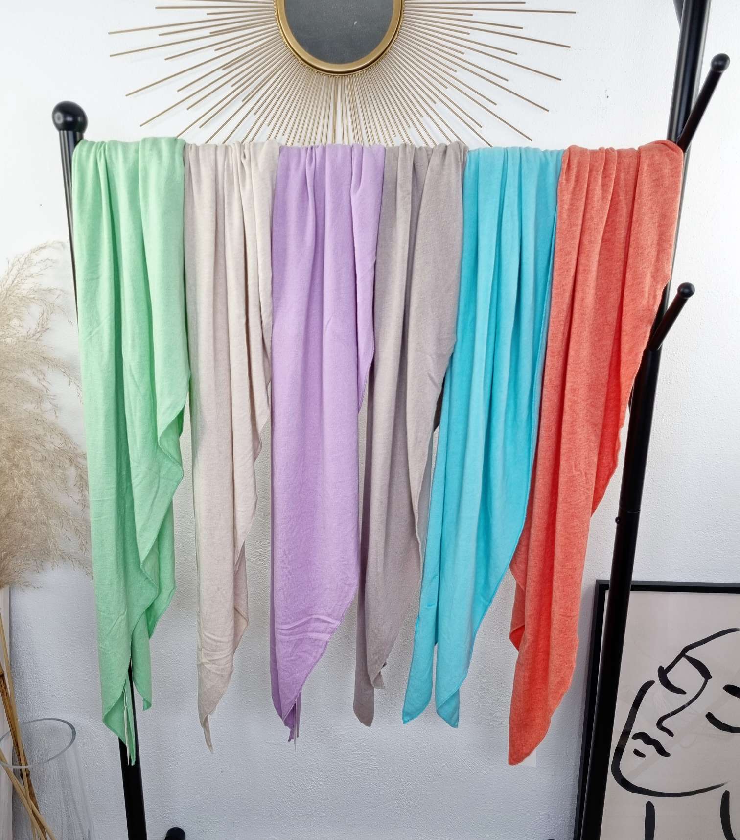 DREIECKSSCHAL SELECTED Made in Italy Halstuch weicher Viskose Sommer Schal versch. Farben DREIECKSSCHAL SELECTED Made in Italy Halstuch weicher Viskose Sommer Schal versch. Farben