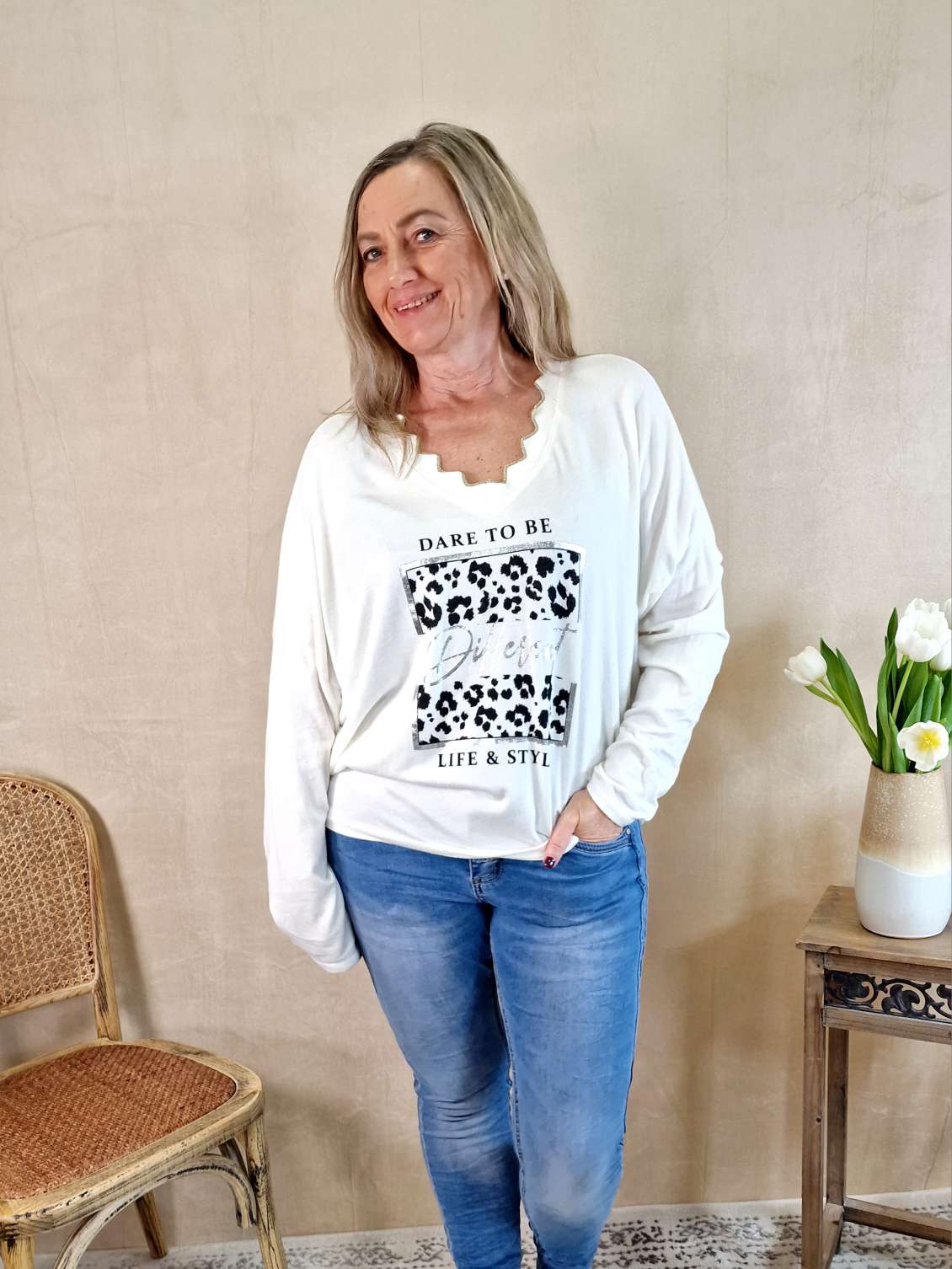LONGSLEEVE SHIRT DARE TO BE DIFFERENT CREME 34-42/44 Made in Italy Langarm Pullover Oversize LONGSLEEVE SHIRT DARE TO BE DIFFERENT CREME 34-42/44 Made in Italy Langarm Pullover Oversize