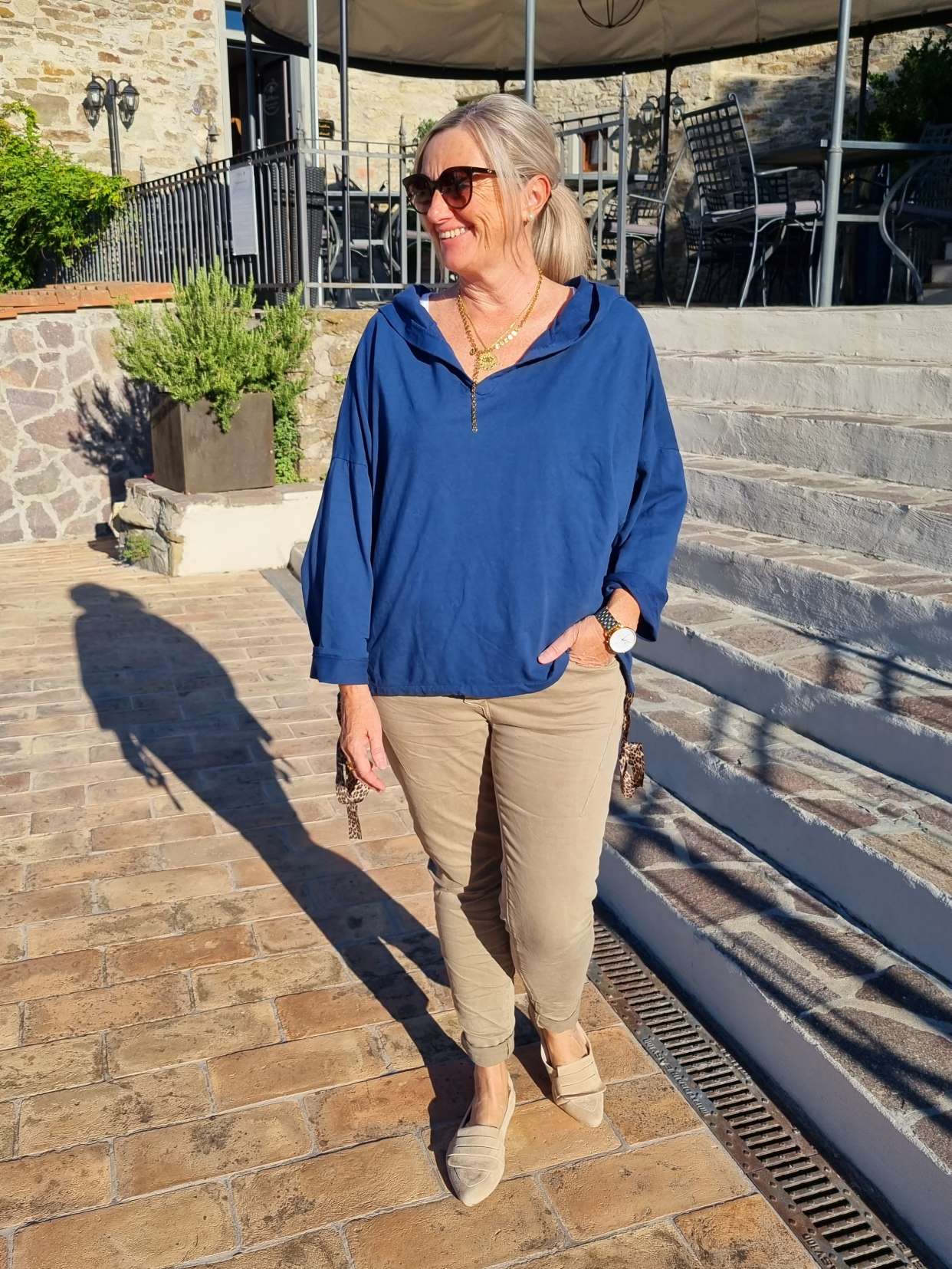 HOODIE NAOMI BLAU Sweater Kapuze Made in Italy 34-42 Longsleeve Pullover LEO Leopard HOODIE NAOMI BLAU Sweater Kapuze Made in Italy 34-42 Longsleeve Pullover LEO Leopard