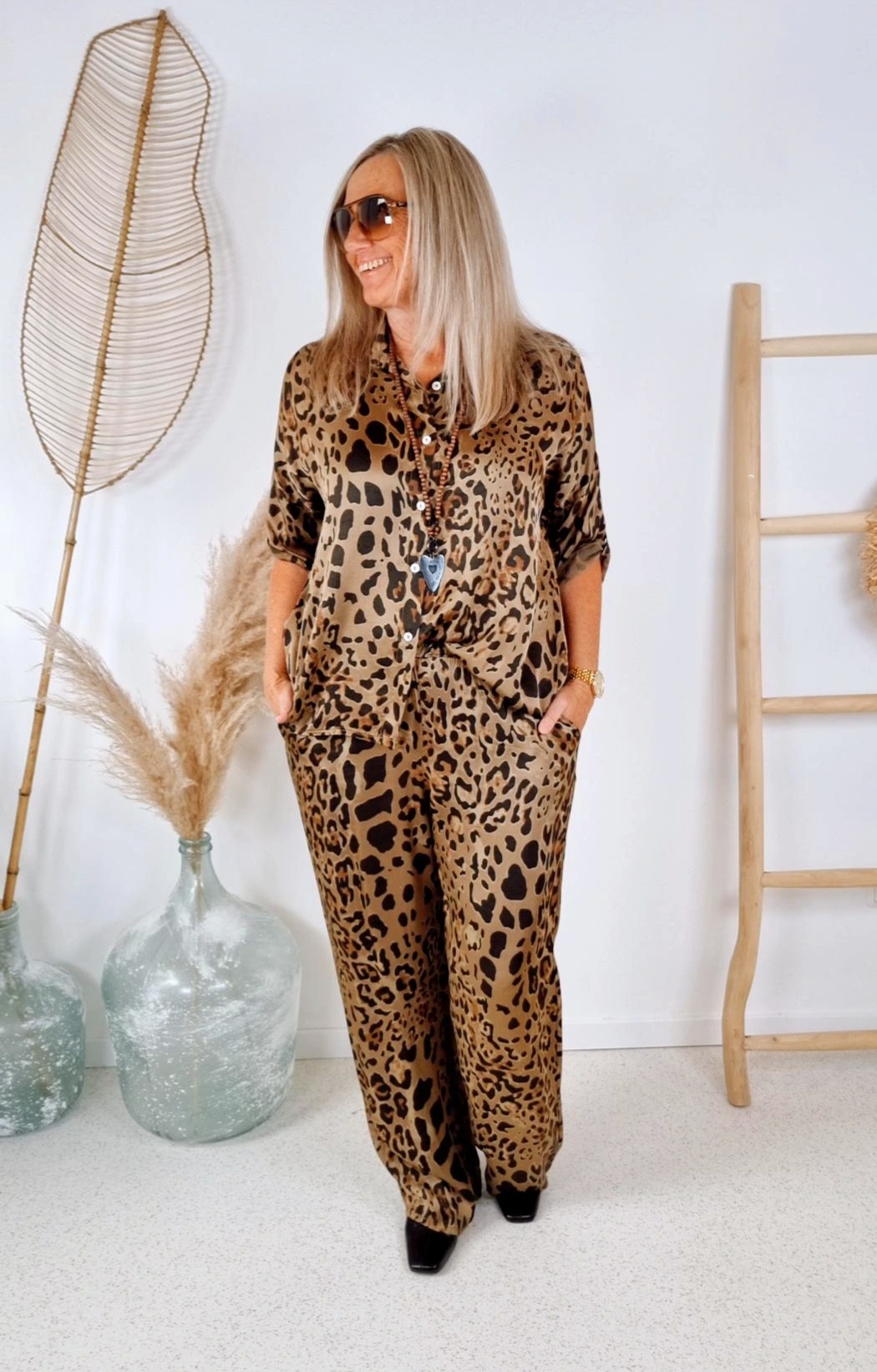 EDLE HOSE MORENA LEO BEIGE Hose Viskose Made in Italy Sommerhose 34-40 EDLE HOSE MORENA LEO BEIGE Hose Viskose Made in Italy Sommerhose 34-40