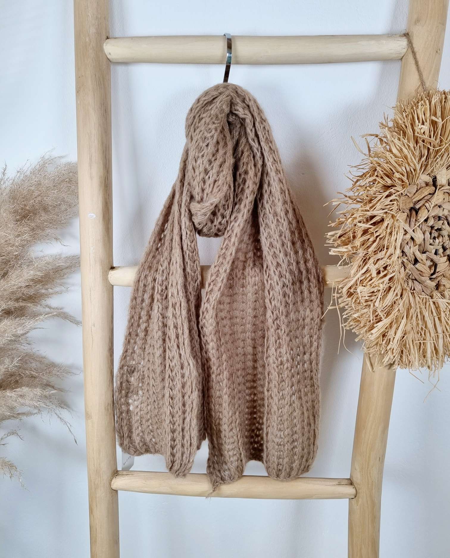 EDLER KUSCHEL SCHAL NEBRASKA Made in Italy leichter Strickschal aus Wolle Scarf versch. Farben EDLER KUSCHEL SCHAL NEBRASKA Made in Italy leichter Strickschal aus Wolle Scarf versch. Farben