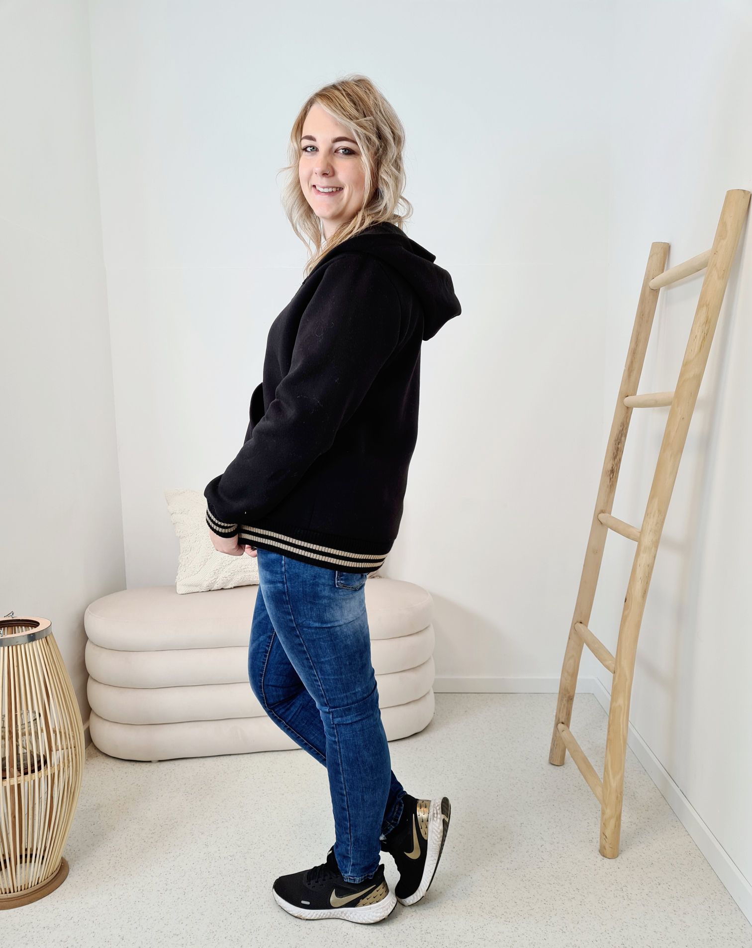 HOODIE SWEATER JACKE LOTTI SCHWARZ Made in Italy Oversize 34-42 versch. Farben HOODIE SWEATER JACKE LOTTI SCHWARZ Made in Italy Oversize 34-42 versch. Farben
