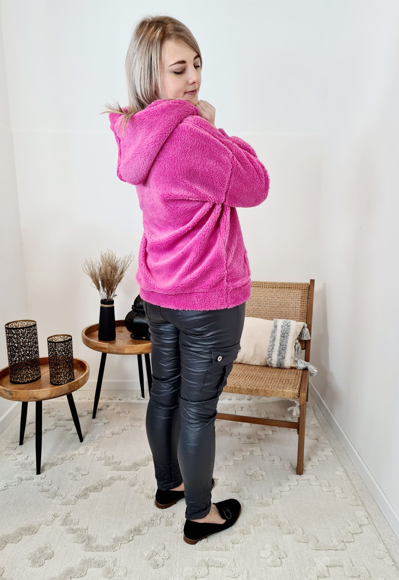 FAKE LEATHER CARGO JOGPANT CLEO ANTHRAZIT 34-40 Made in Italy Kunstleder Hose FAKE LEATHER CARGO JOGPANT CLEO ANTHRAZIT 34-40 Made in Italy Kunstleder Hose
