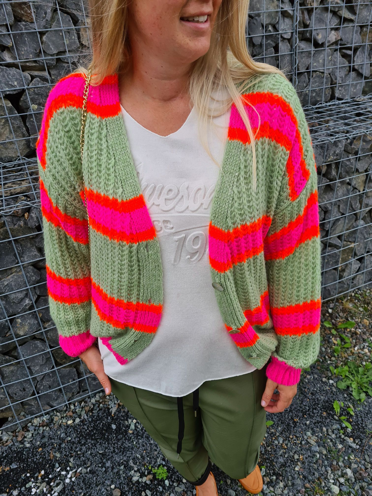 SHORT KNIT CARDIGAN MYKONOS STRIPES BUTTONS LIGHT GRÜN ORANGE PINK kurze Strick Jacke Made in Italy Streifen Knöpfe 34-42 SHORT KNIT CARDIGAN MYKONOS STRIPES BUTTONS LIGHT GRÜN ORANGE PINK kurze Strick Jacke Made in Italy Streifen Knöpfe 34-42