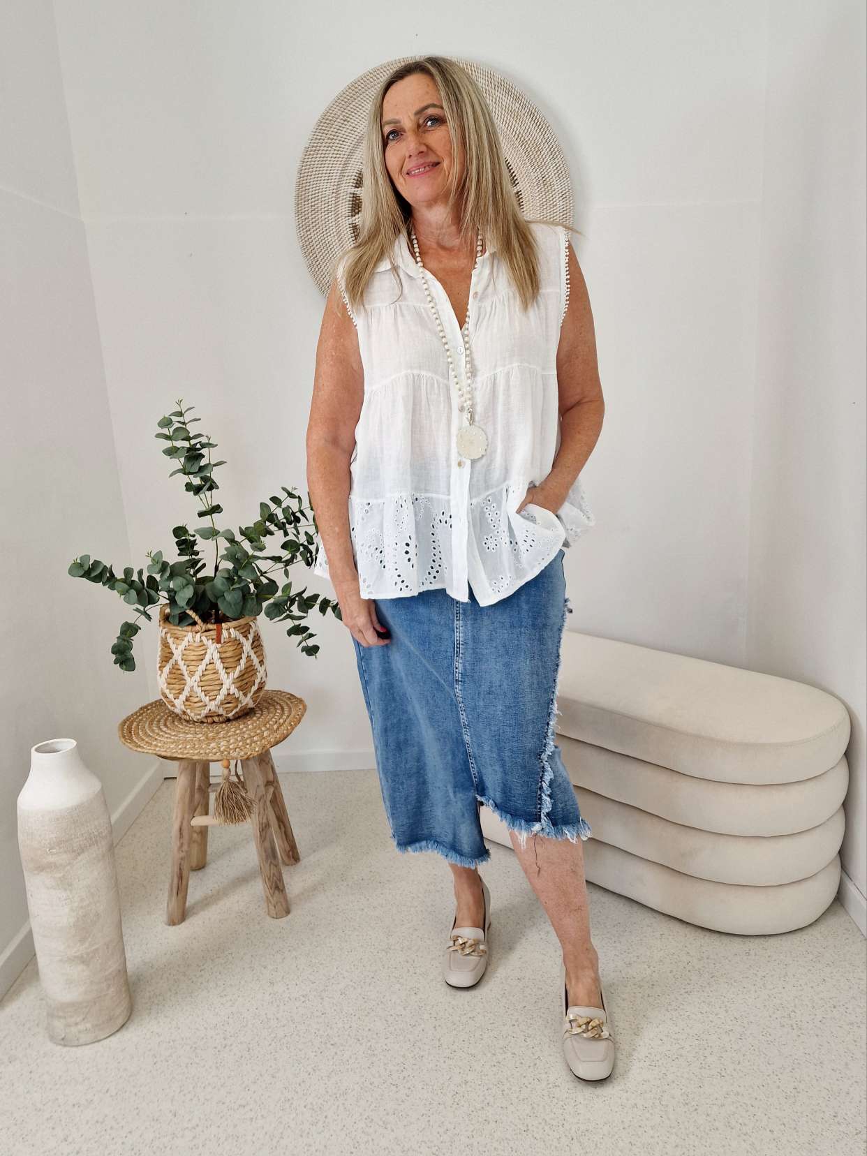 EDLES LEINEN SHIRT TOP KISS WEIß 36-42 Made in Italy Shirt Oberteil LINEN BASIC Lochstickerei EDLES LEINEN SHIRT TOP KISS WEIß 36-42 Made in Italy Shirt Oberteil LINEN BASIC Lochstickerei