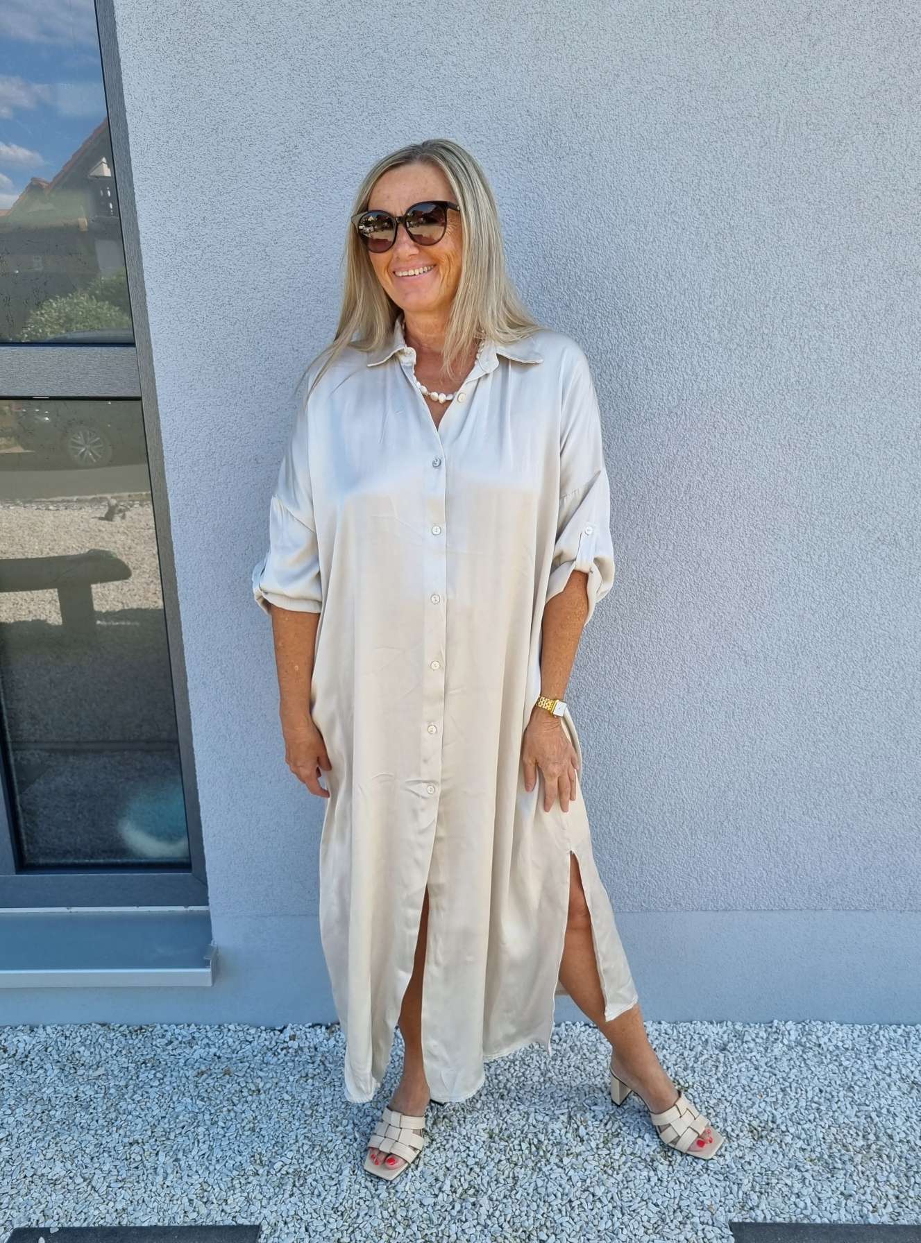 BLUSENKLEID NORA BEIGE 34-42/44 Made in Italy Oversize Maxi Kleid Mantel DRESS Satin Optik BLUSENKLEID NORA BEIGE 34-42/44 Made in Italy Oversize Maxi Kleid Mantel DRESS Satin Optik