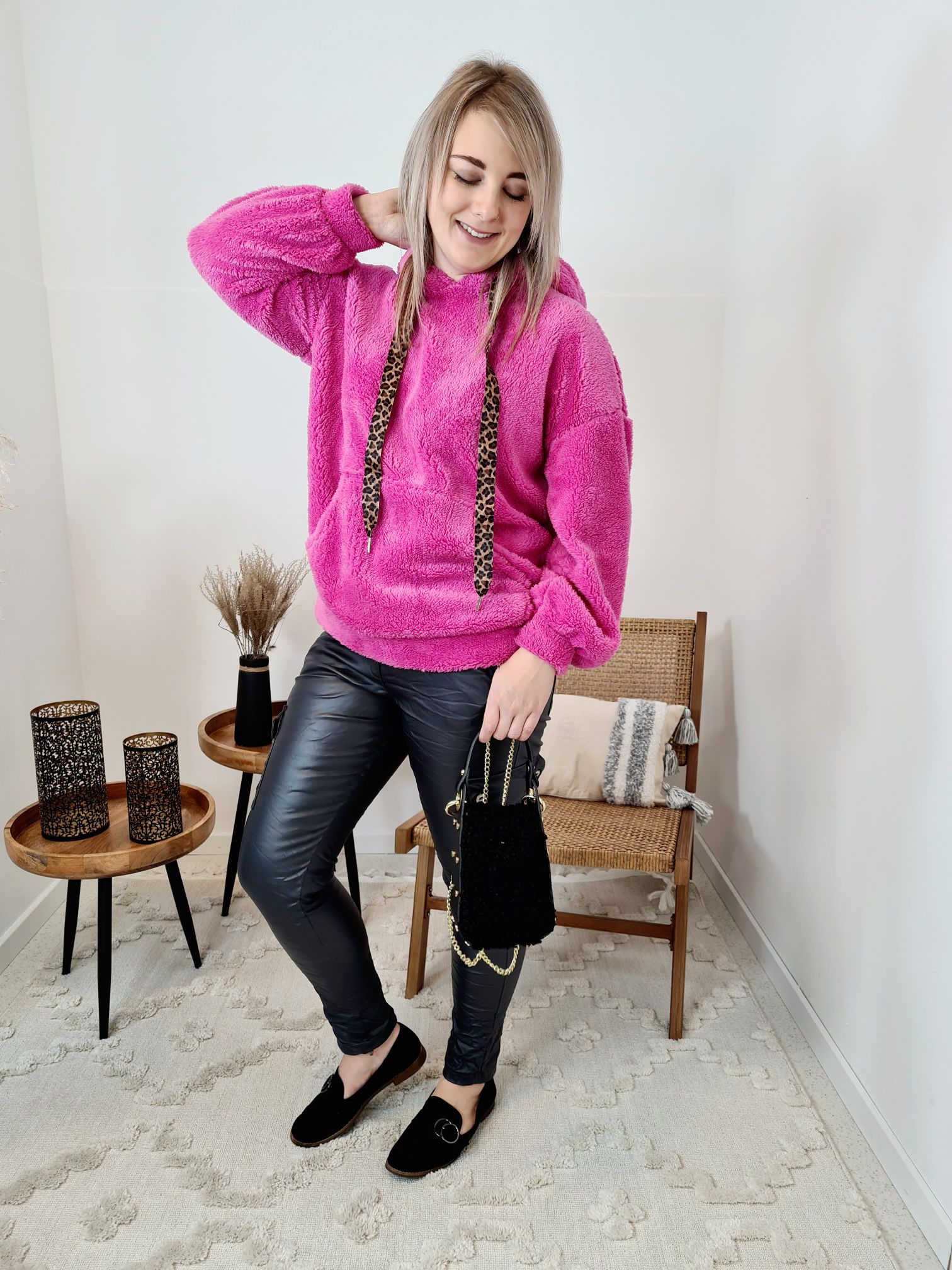 FAKE LEATHER CARGO JOGPANT CLEO ANTHRAZIT 34-40 Made in Italy Kunstleder Hose FAKE LEATHER CARGO JOGPANT CLEO ANTHRAZIT 34-40 Made in Italy Kunstleder Hose