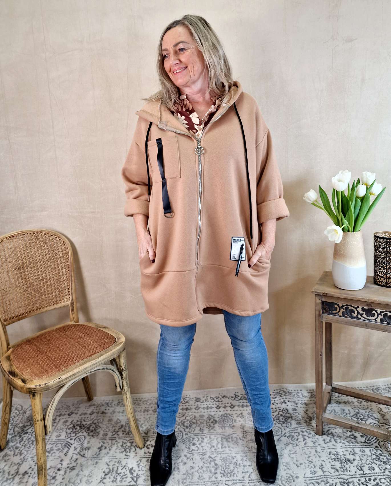 HOODIE SWEATER JACKE CARLO CAMEL 34-42 Made in Italy Oversize lange Sweatshirtjacke HOODIE SWEATER JACKE CARLO CAMEL 34-42 Made in Italy Oversize lange Sweatshirtjacke