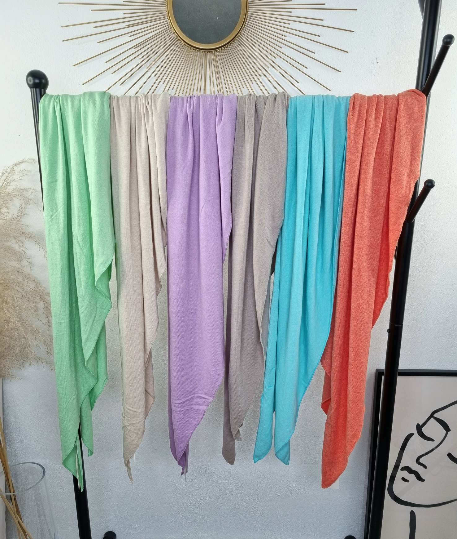 DREIECKSSCHAL SELECTED Made in Italy Halstuch weicher Viskose Sommer Schal versch. Farben DREIECKSSCHAL SELECTED Made in Italy Halstuch weicher Viskose Sommer Schal versch. Farben