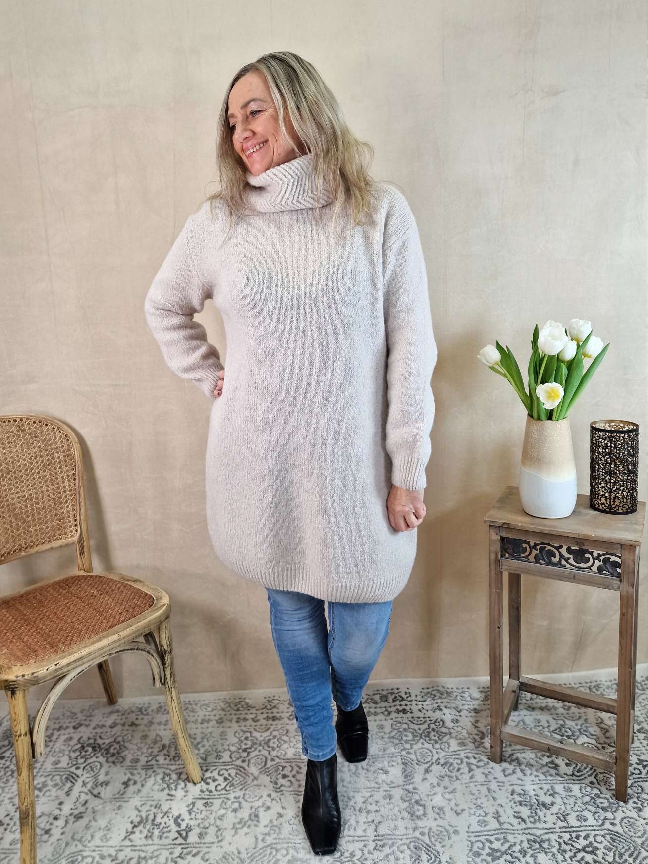 KNIT DRESS BALTIMORE SAND 34-42 Strickkleid Kleid Rollkragen Made in Italy KNIT DRESS BALTIMORE SAND 34-42 Strickkleid Kleid Rollkragen Made in Italy