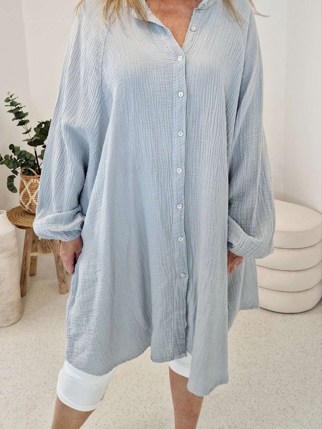 MUSSELIN OVERSIZE BLUSE BE CREATIVE HELLGRAU 34-42/44 Made in Italy Longbluse Kleid Tunika Shirt Blusenjacke MUSSELIN OVERSIZE BLUSE BE CREATIVE HELLGRAU 34-42/44 Made in Italy Longbluse Kleid Tunika Shirt Blusenjacke