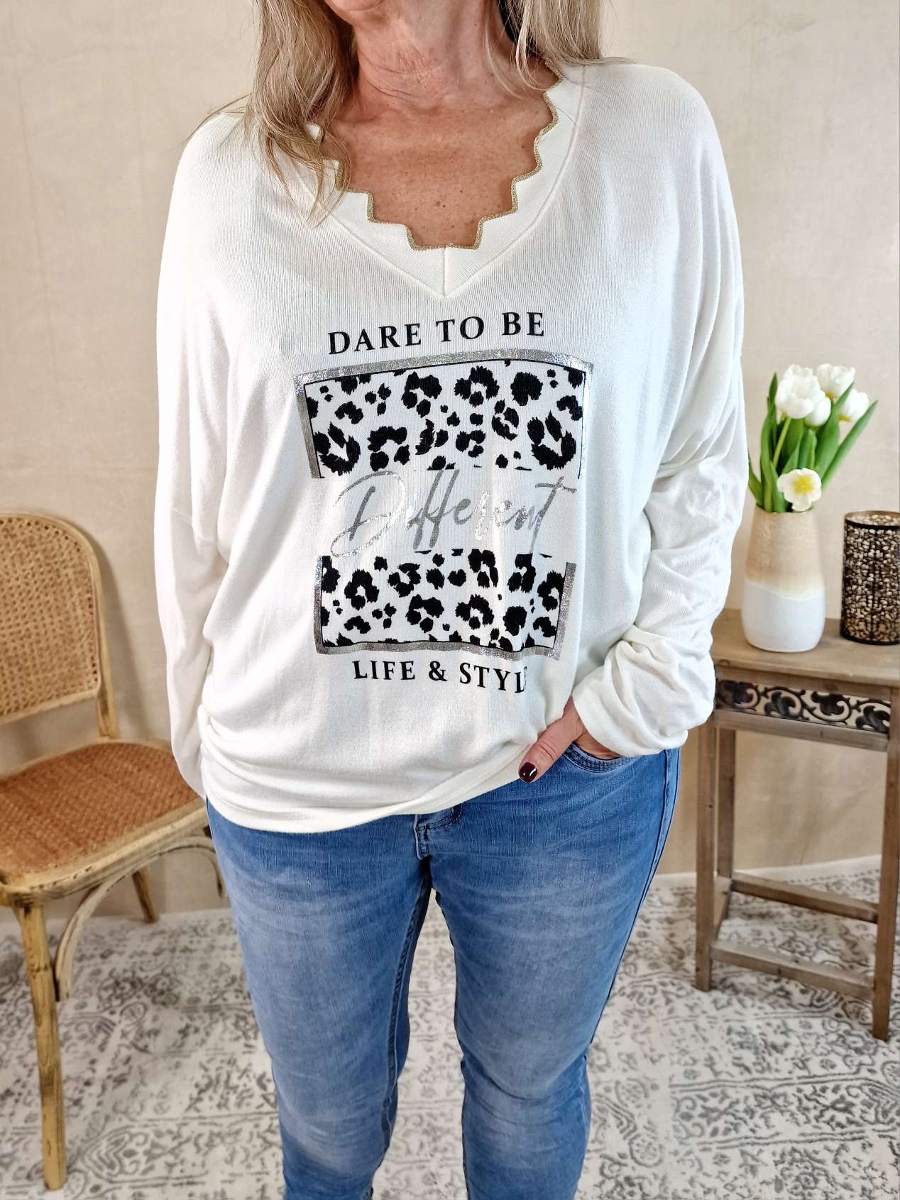 LONGSLEEVE SHIRT DARE TO BE DIFFERENT CREME 34-42/44 Made in Italy Langarm Pullover Oversize LONGSLEEVE SHIRT DARE TO BE DIFFERENT CREME 34-42/44 Made in Italy Langarm Pullover Oversize