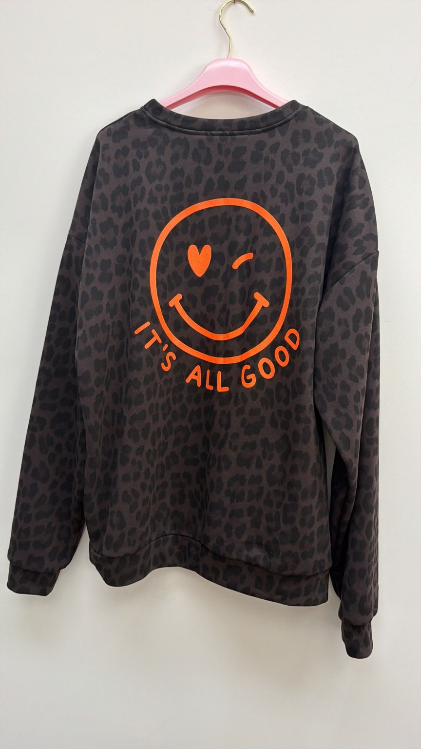 Sweatshirt „Happy Vibes NINA LEO“ – Made in Italy Gr. 34-42/44