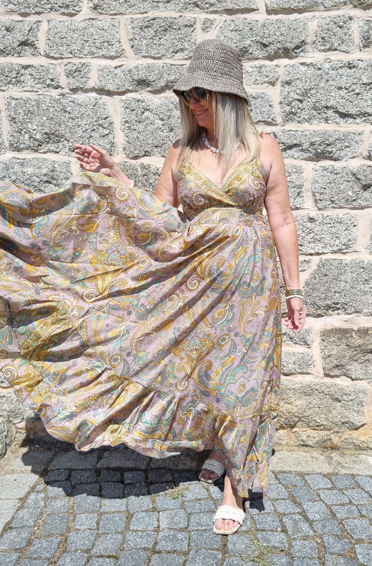 SILK DRESS MALEDIVE LONG VIO NUDE Boho Boheimian Seide Spaghettiträger Kleid Maxi Beach Sommer 34-40 SILK DRESS MALEDIVE LONG VIO NUDE Boho Boheimian Seide Spaghettiträger Kleid Maxi Beach Sommer 34-40