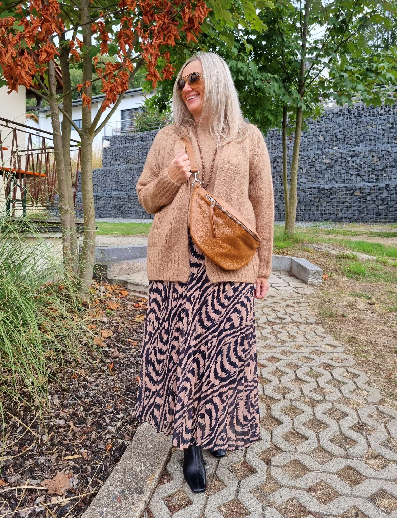 KURZARM PULLOVER ZITA CAMEL 34-42 Made in Italy edler Strickpullover Knit Sweater KURZARM PULLOVER ZITA CAMEL 34-42 Made in Italy edler Strickpullover Knit Sweater