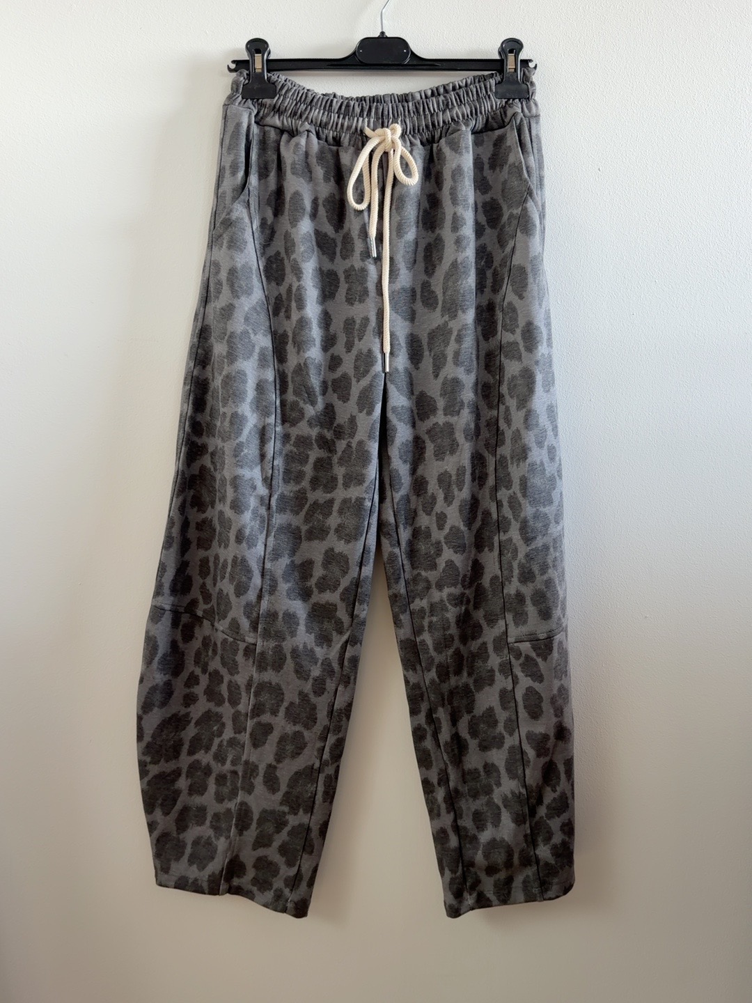 Ballonhose „Mosambik“ – Leo Jogpant | Made in Italy | bis Gr. 42/44 Barell