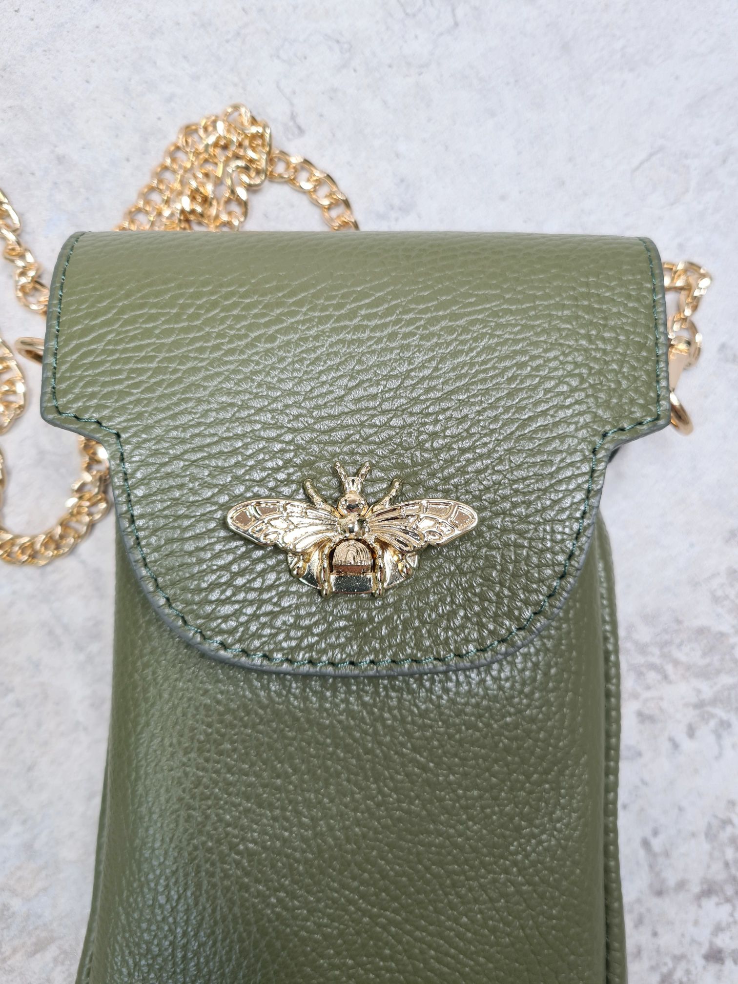 HANDYTASCHE BIENE MIDI Ledertasche Umhängetasche Made in Italy echt Leder Tasche versch. Farben HANDYTASCHE BIENE MIDI Ledertasche Umhängetasche Made in Italy echt Leder Tasche versch. Farben