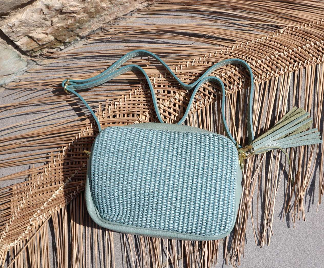 BAST CROSSBODY BAG ALESSIA MINT Leder Tasche Umhängetasche Made in Italy BAST CROSSBODY BAG ALESSIA MINT Leder Tasche Umhängetasche Made in Italy