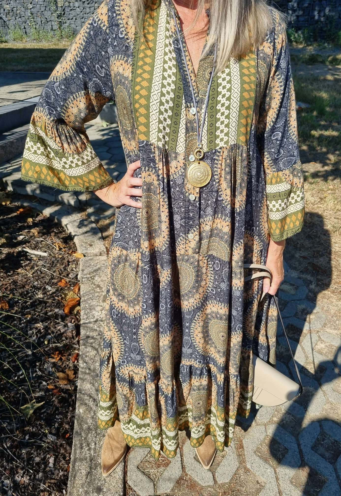 MAXI TUNIKA DRESS MICAELA BLACK KHAKI 34-42 Made in Italy langes Kleid Hängerchen Tunikakleid MAXI TUNIKA DRESS MICAELA BLACK KHAKI 34-42 Made in Italy langes Kleid Hängerchen Tunikakleid