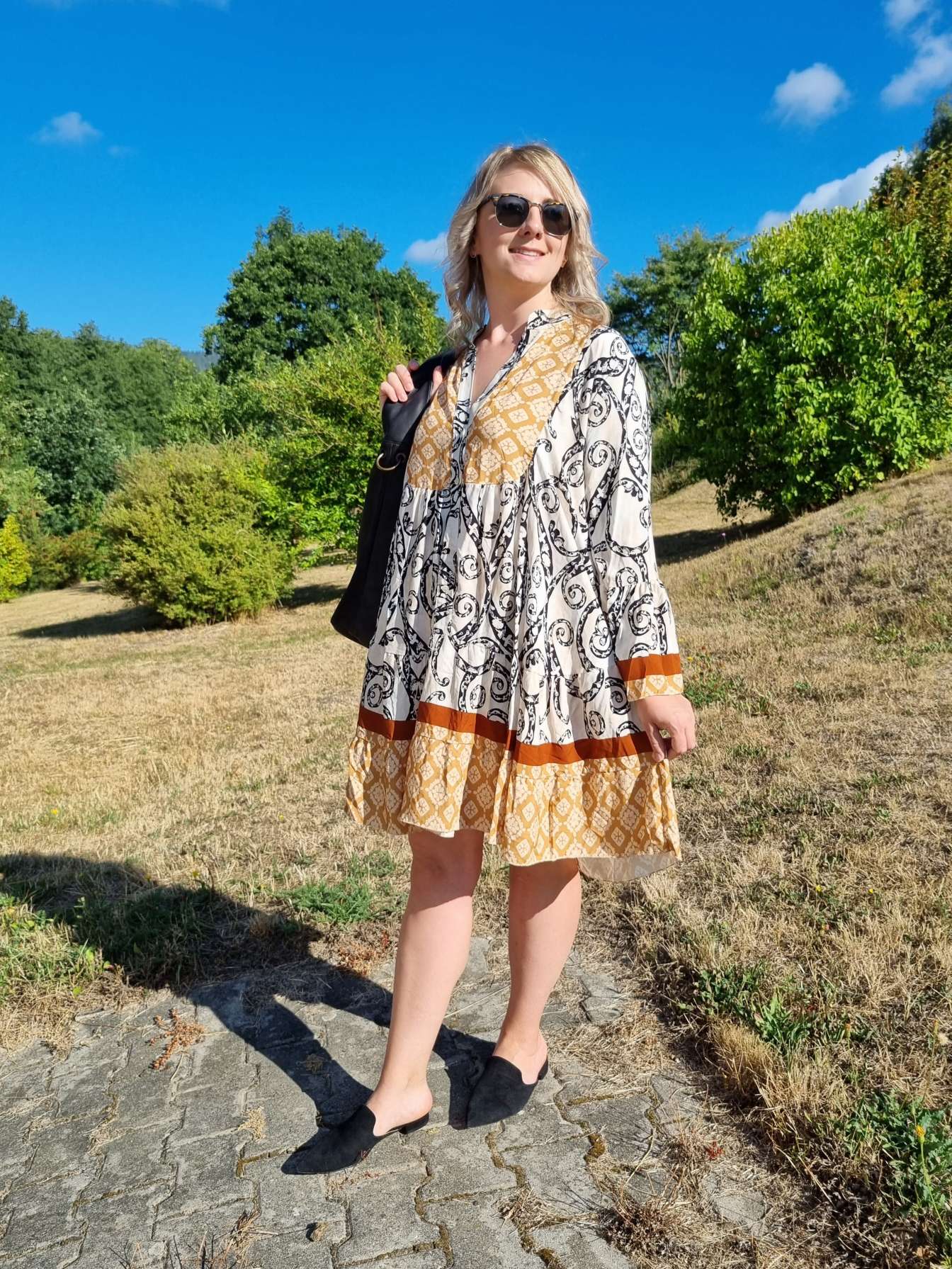 SHORT TUNIKA DRESS FIONA WHITE 34-40/42 Made in Italy langes Kleid Hängerchen Tunikakleid SHORT TUNIKA DRESS FIONA WHITE 34-40/42 Made in Italy langes Kleid Hängerchen Tunikakleid
