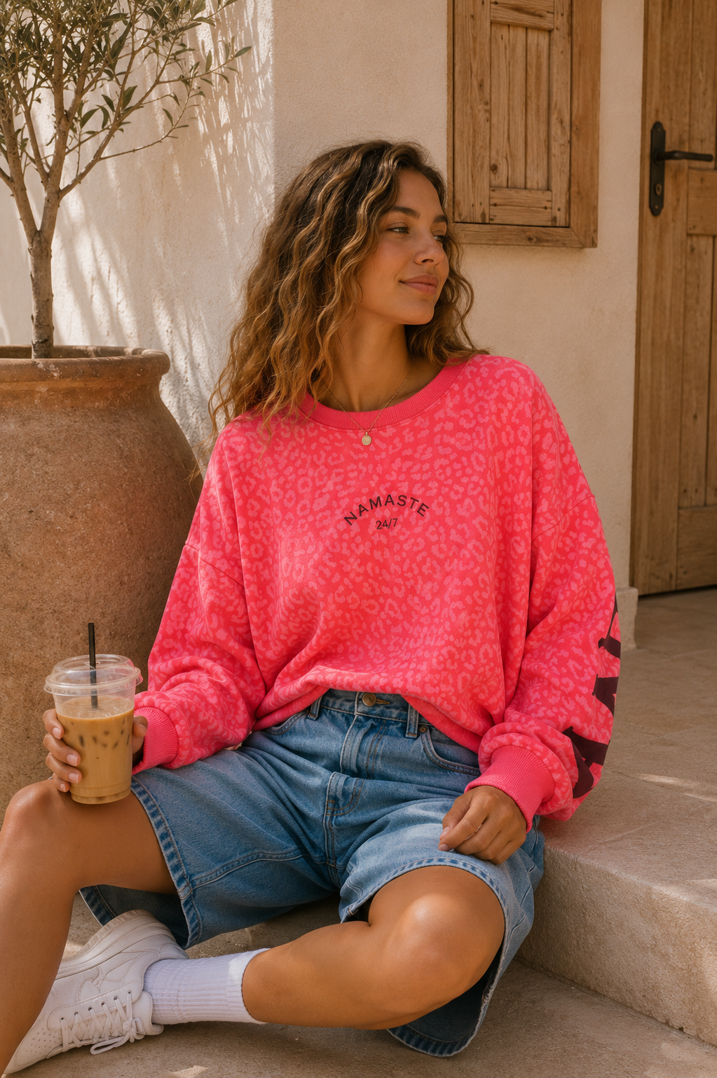 Sweatshirt „Namaste 24/7 LEO" – Made in Italy | One Size bis ca. Gr. 42