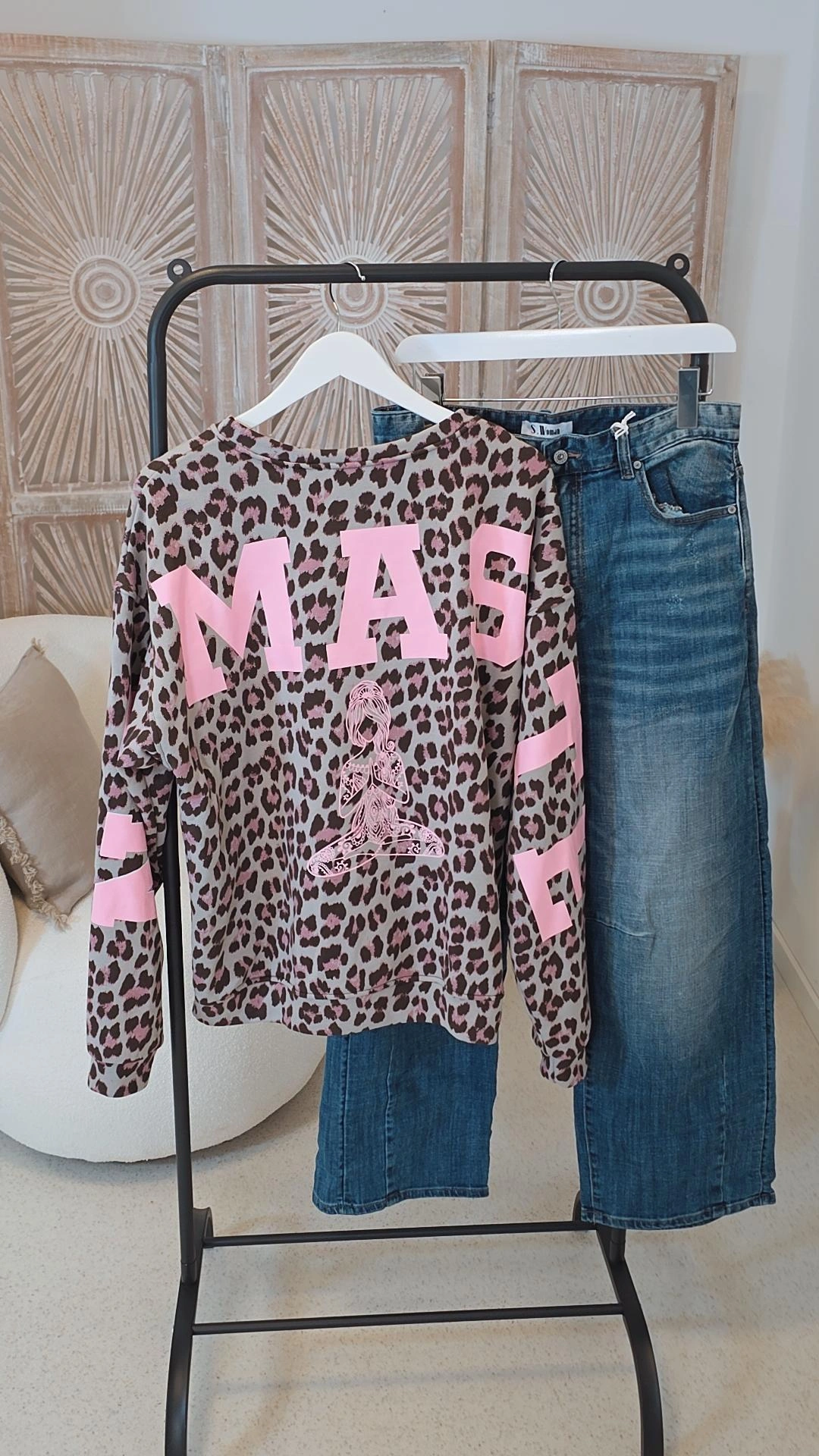 OVERSIZE SWEATER NAMASTE ALL DAMN DAY Made in Italy 34-44