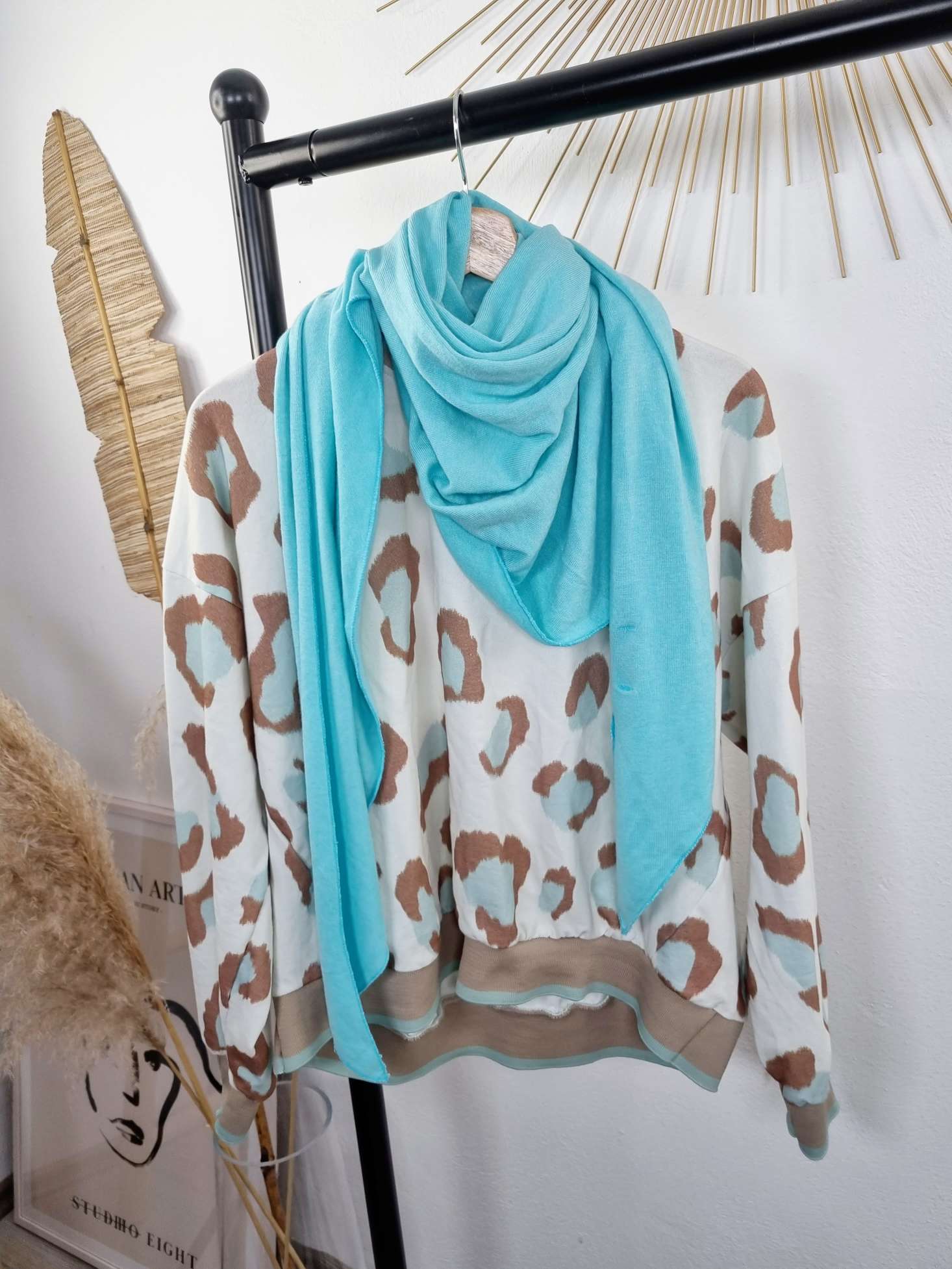 DREIECKSSCHAL SELECTED Made in Italy Halstuch weicher Viskose Sommer Schal versch. Farben DREIECKSSCHAL SELECTED Made in Italy Halstuch weicher Viskose Sommer Schal versch. Farben