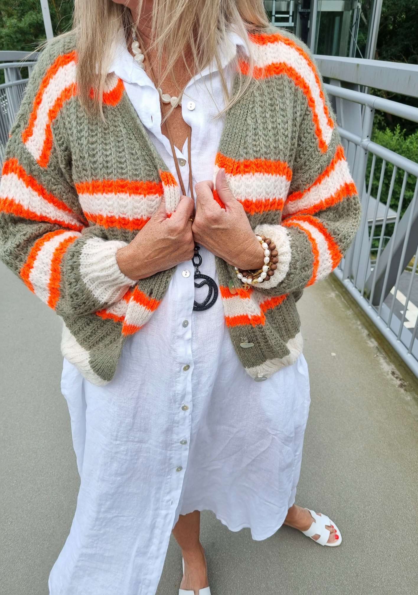 SHORT KNIT CARDIGAN MYKONOS STRIPES BUTTONS KHAKI ORANGE CREME kurze Strick Jacke Made in Italy Streifen Knöpfe 34-42 SHORT KNIT CARDIGAN MYKONOS STRIPES BUTTONS KHAKI ORANGE CREME kurze Strick Jacke Made in Italy Streifen Knöpfe 34-42