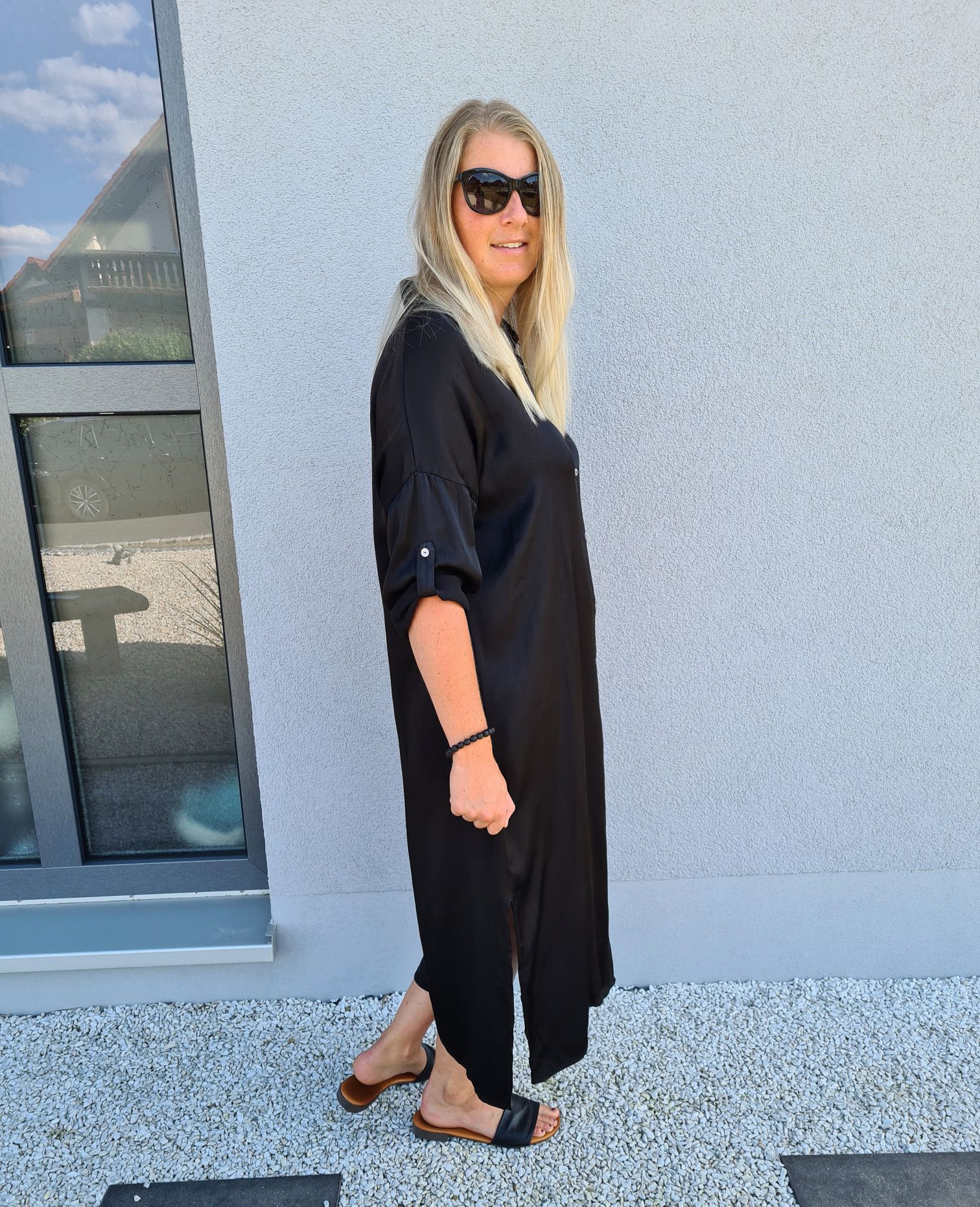 BLUSENKLEID NORA SCHWARZ 34-42/44 Made in Italy Oversize Maxi Kleid Mantel DRESS Satin Optik BLUSENKLEID NORA SCHWARZ 34-42/44 Made in Italy Oversize Maxi Kleid Mantel DRESS Satin Optik