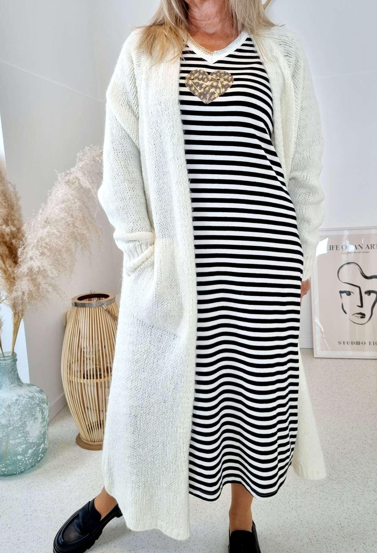 SWEATKLEID SAMY SCHWARZ 36-40 Made in Italy Shirtkleid Langarm Stripes Strickkleid SWEATKLEID SAMY SCHWARZ 36-40 Made in Italy Shirtkleid Langarm Stripes Strickkleid
