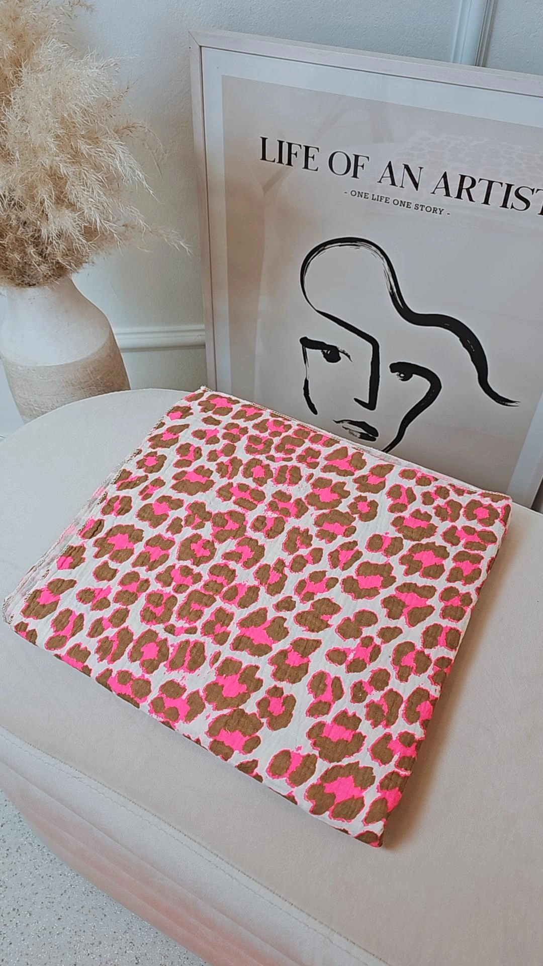 KHAKI NEON PINK