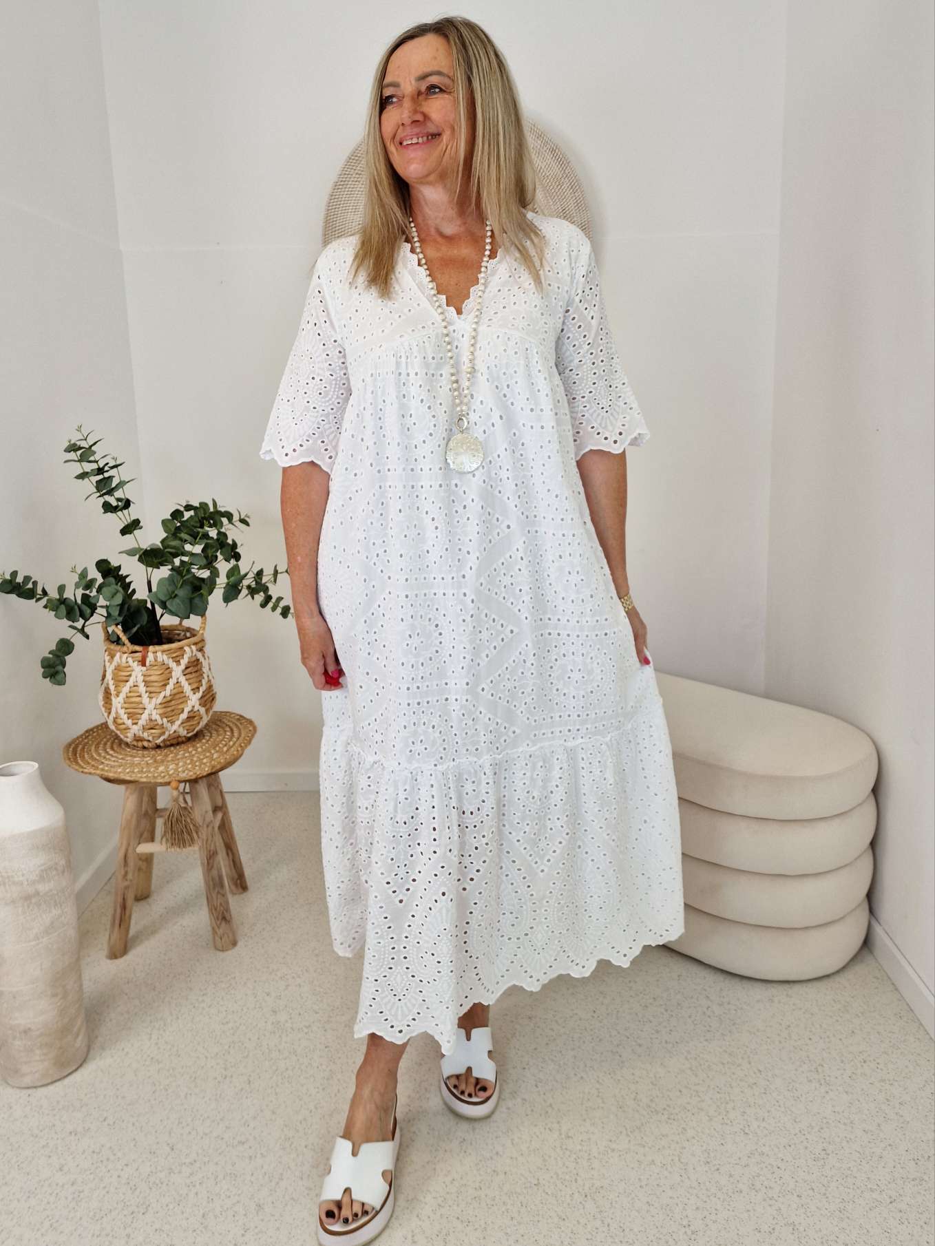 MAXI DRESS BIRGIT LOCHSTICKEREI WEISS 34-42 Made in Italy langes Kleid Sommerkleid Baumwolle MAXI DRESS BIRGIT LOCHSTICKEREI WEISS 34-42 Made in Italy langes Kleid Sommerkleid Baumwolle