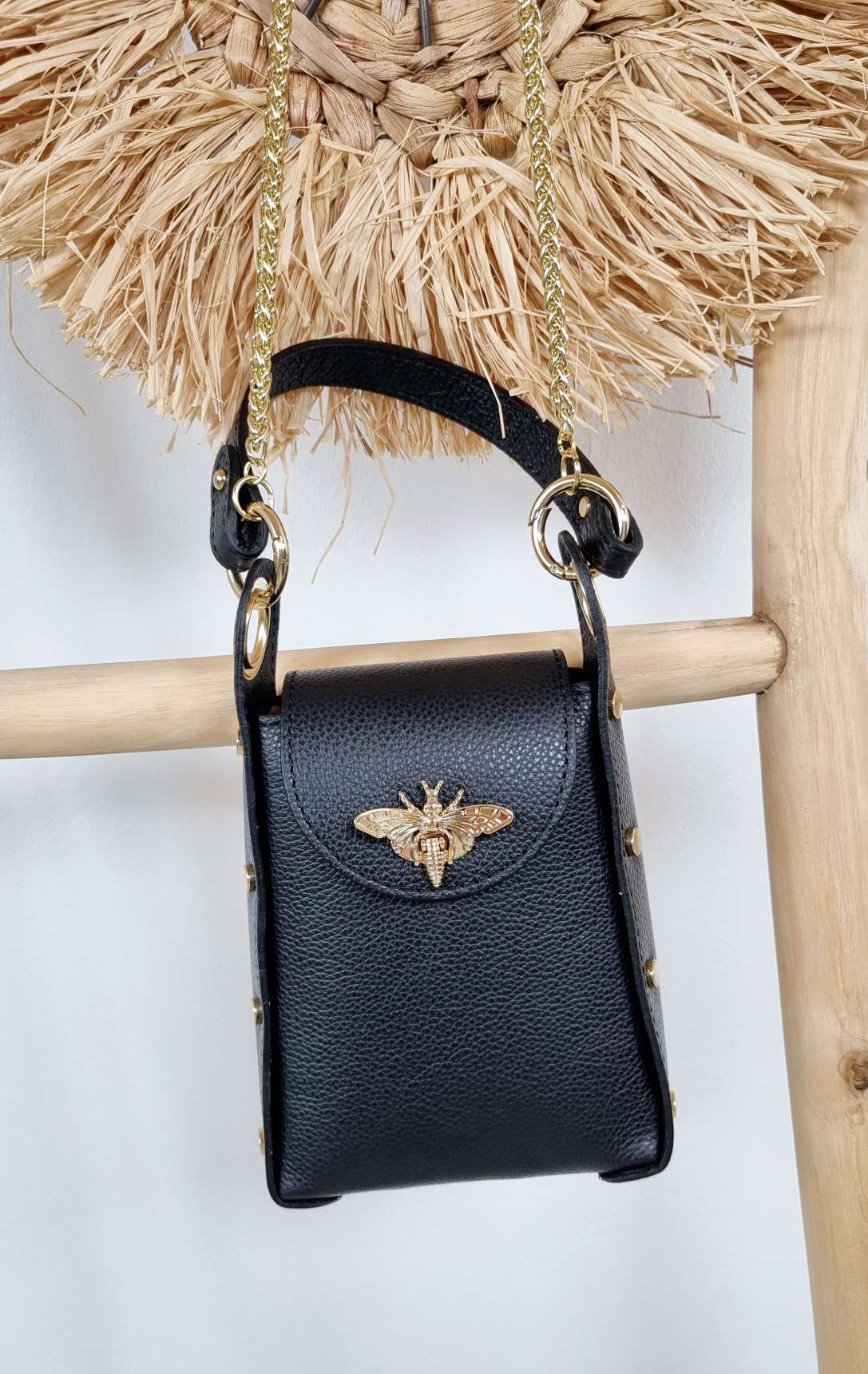 HANDYTASCHE BIENE BIG Made in Italy Ledertasche Umhängetasche Tasche echt Leder versch. Farben HANDYTASCHE BIENE BIG Made in Italy Ledertasche Umhängetasche Tasche echt Leder versch. Farben