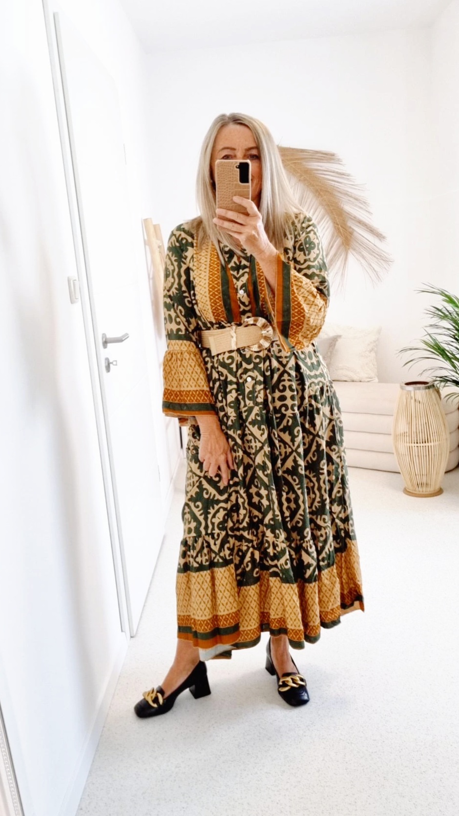 MAXI TUNIKA DRESS ENRICA KHAKI 34-42 Made in Italy langes Kleid Hängerchen Tunikakleid MAXI TUNIKA DRESS ENRICA KHAKI 34-42 Made in Italy langes Kleid Hängerchen Tunikakleid