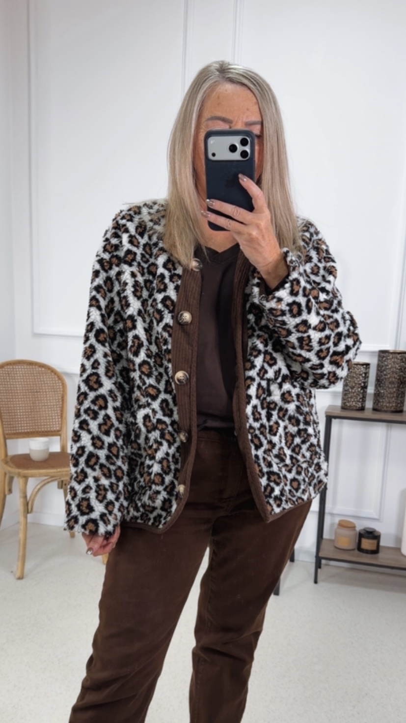 LEO TEDDY JACKE GLORIA 34-42 Made in Italy kurz geschnitten, detailreiche Knopfleiste