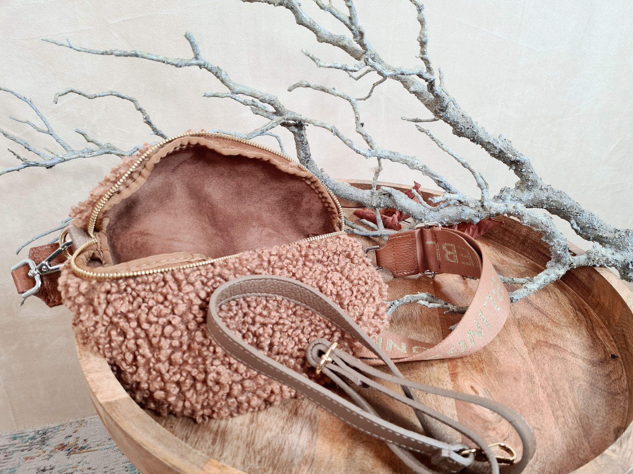 BAUCHTASCHE TEDDY M AURI CAMEL LIEBLINGS Umhängetasche mit Leder Made in Italy BAUCHTASCHE TEDDY M AURI CAMEL LIEBLINGS Umhängetasche mit Leder Made in Italy