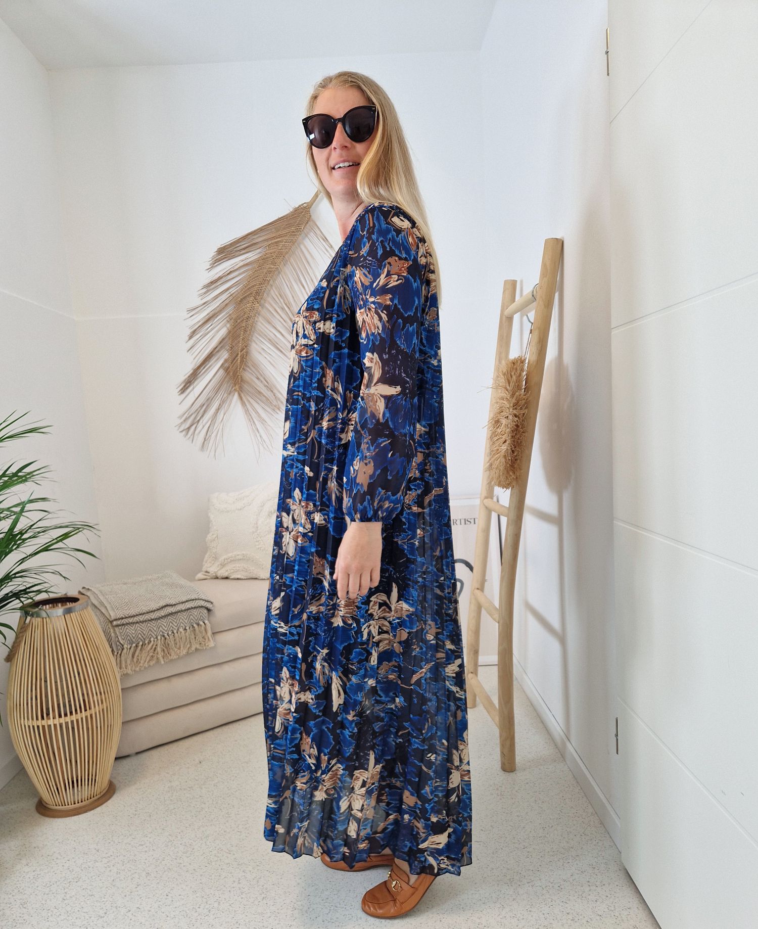 MAXI PLISSEE DRESS ULA BLAU 36-42 Made in Italy Plissee Herbst Kleid MAXI PLISSEE DRESS ULA BLAU 36-42 Made in Italy Plissee Herbst Kleid