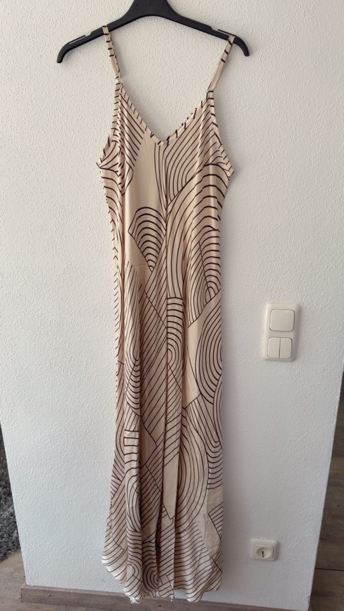 Kleid Mariella – Exklusiver Seiden-Look mit besonderem Design Made in Italy Gr 34-42/44