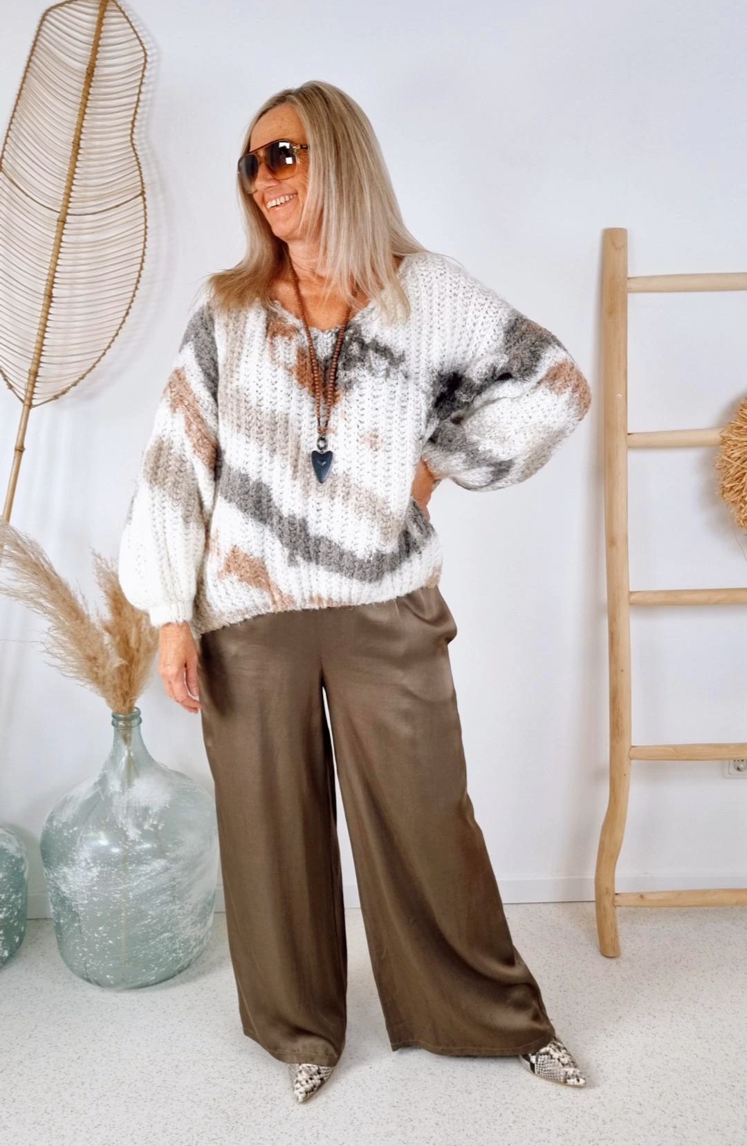 EDLE SILK HOSE KARIN TAUPE Satin Hose Seiden Mix Made in Italy Sommerhose 34-40/42 EDLE SILK HOSE KARIN TAUPE Satin Hose Seiden Mix Made in Italy Sommerhose 34-40/42