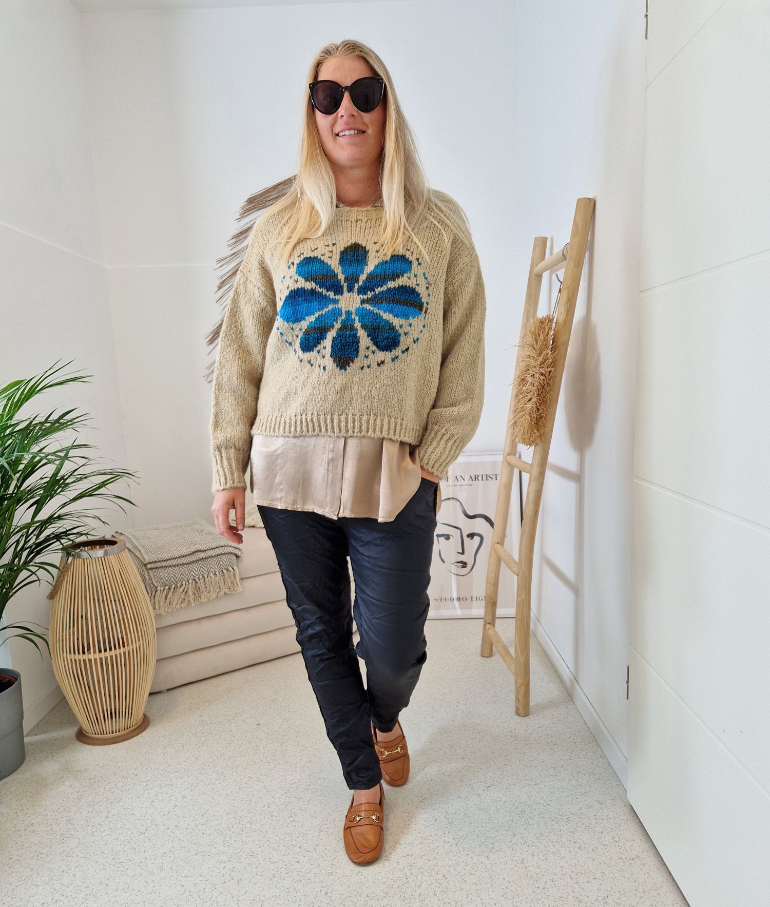 KNIT SWEATER GRETA FLOWER TAUPE Strickpullover Pullover 34-42 Made in Italy versch. Farben KNIT SWEATER GRETA FLOWER TAUPE Strickpullover Pullover 34-42 Made in Italy versch. Farben