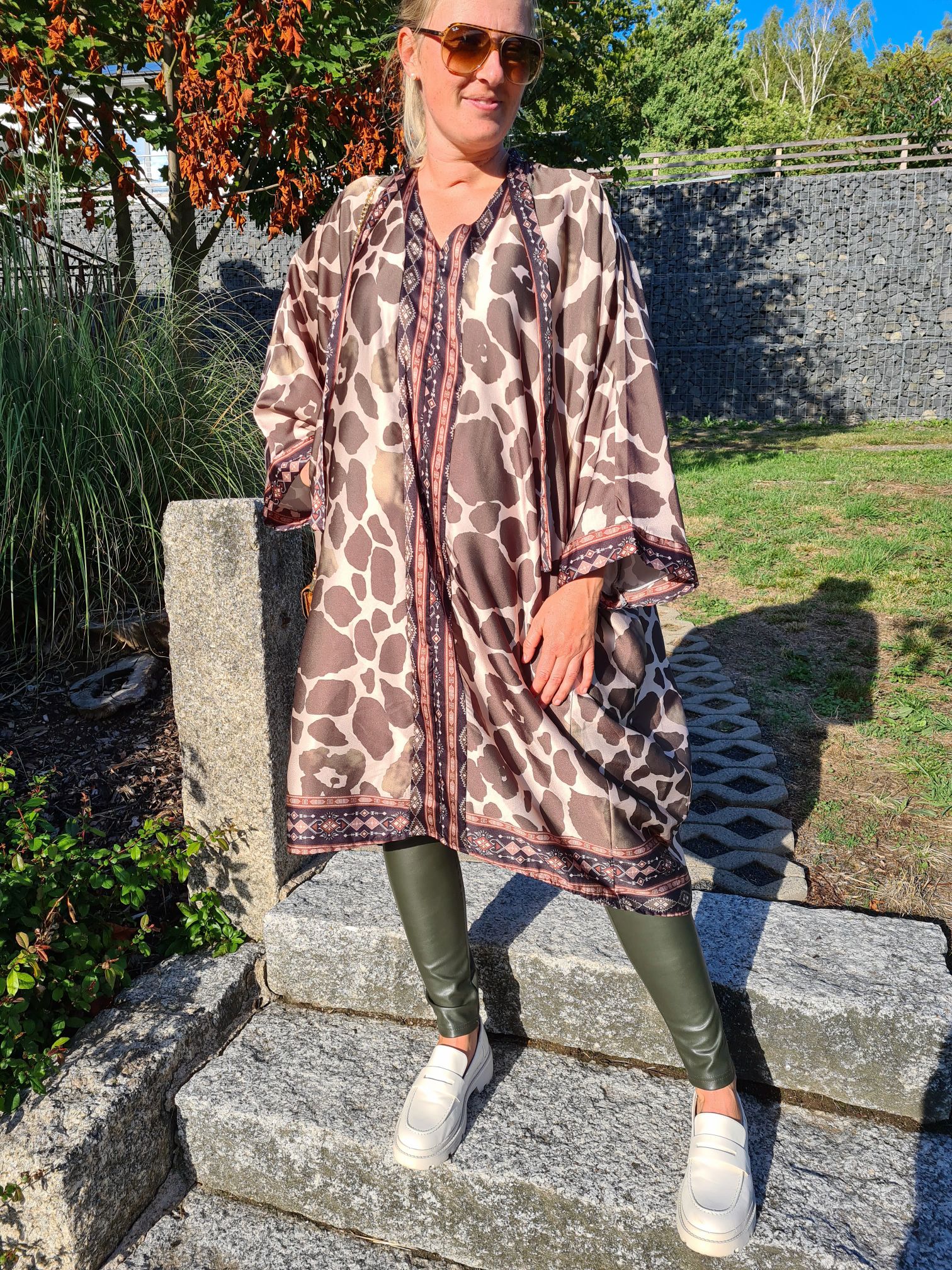 EDLES BLUSEN KLEID THEA KHAKI Midi Kleid Dress Longbluse Made in Italy 34-42 EDLES BLUSEN KLEID THEA KHAKI Midi Kleid Dress Longbluse Made in Italy 34-42
