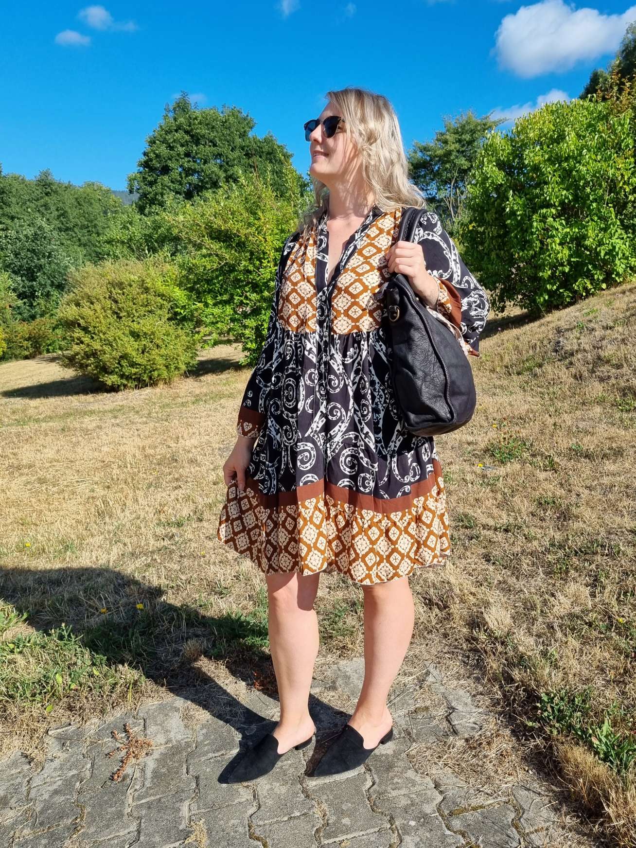 SHORT TUNIKA DRESS FIONA BLACK 34-40/42 Made in Italy langes Kleid Hängerchen Tunikakleid SHORT TUNIKA DRESS FIONA BLACK 34-40/42 Made in Italy langes Kleid Hängerchen Tunikakleid