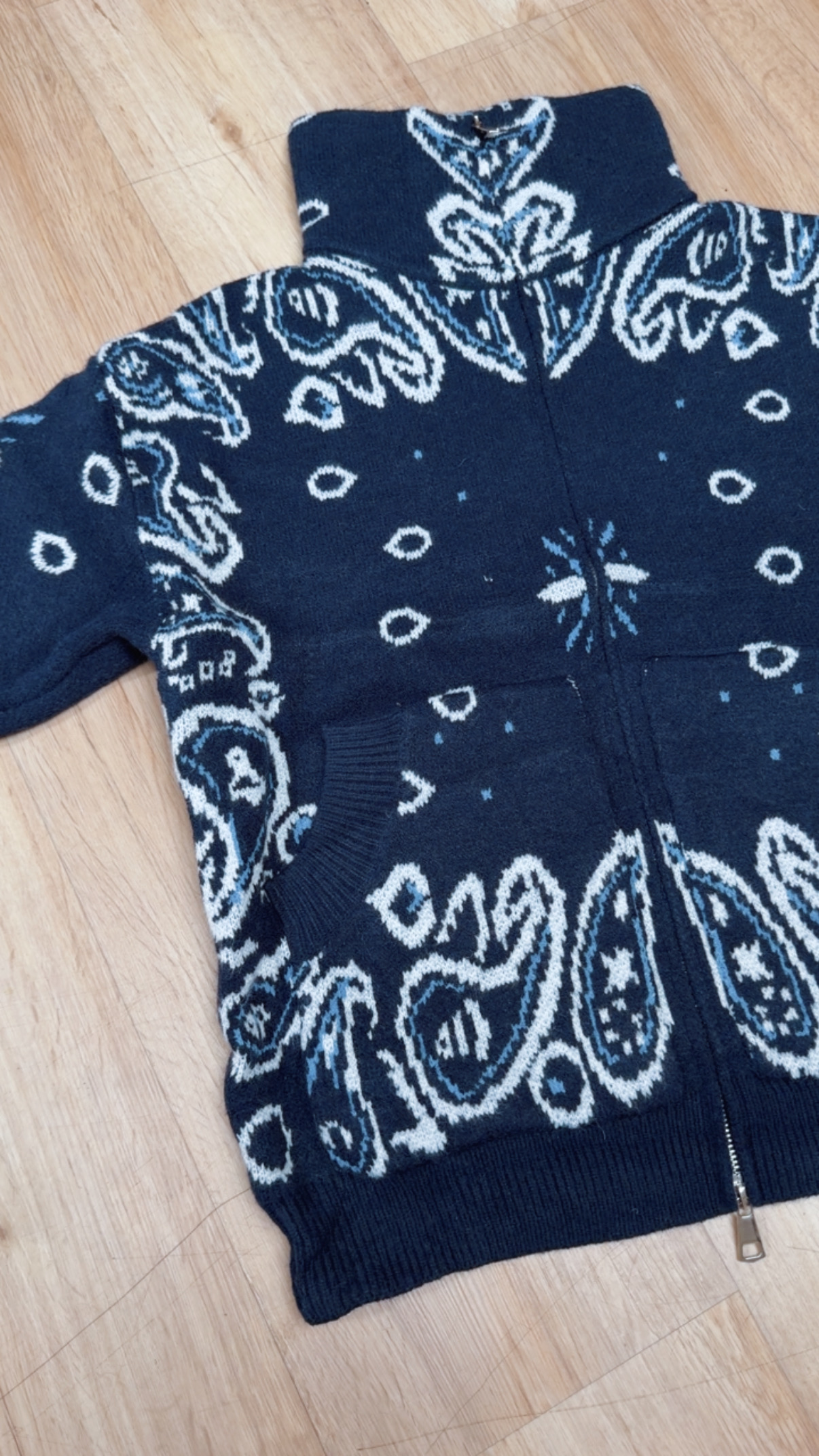 Zipper-Strickjacke mit Paisley-Muster SJ0165 I Made in Italy 34-40/42