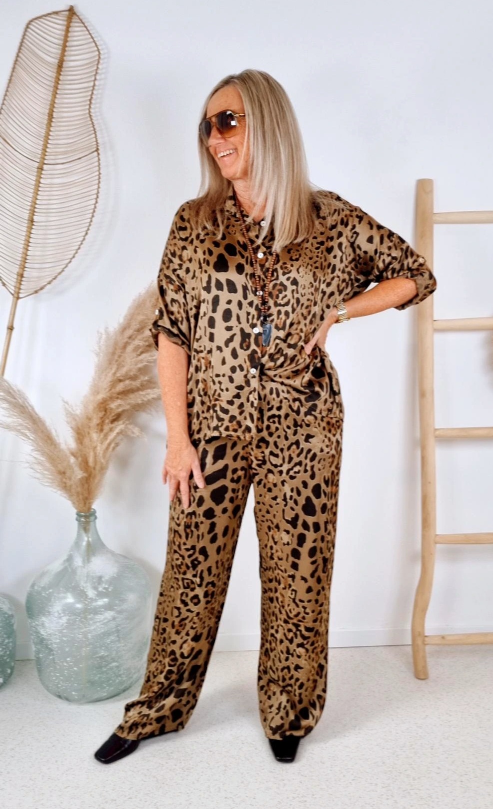 EDLE HOSE MORENA LEO BEIGE Hose Viskose Made in Italy Sommerhose 34-40 EDLE HOSE MORENA LEO BEIGE Hose Viskose Made in Italy Sommerhose 34-40