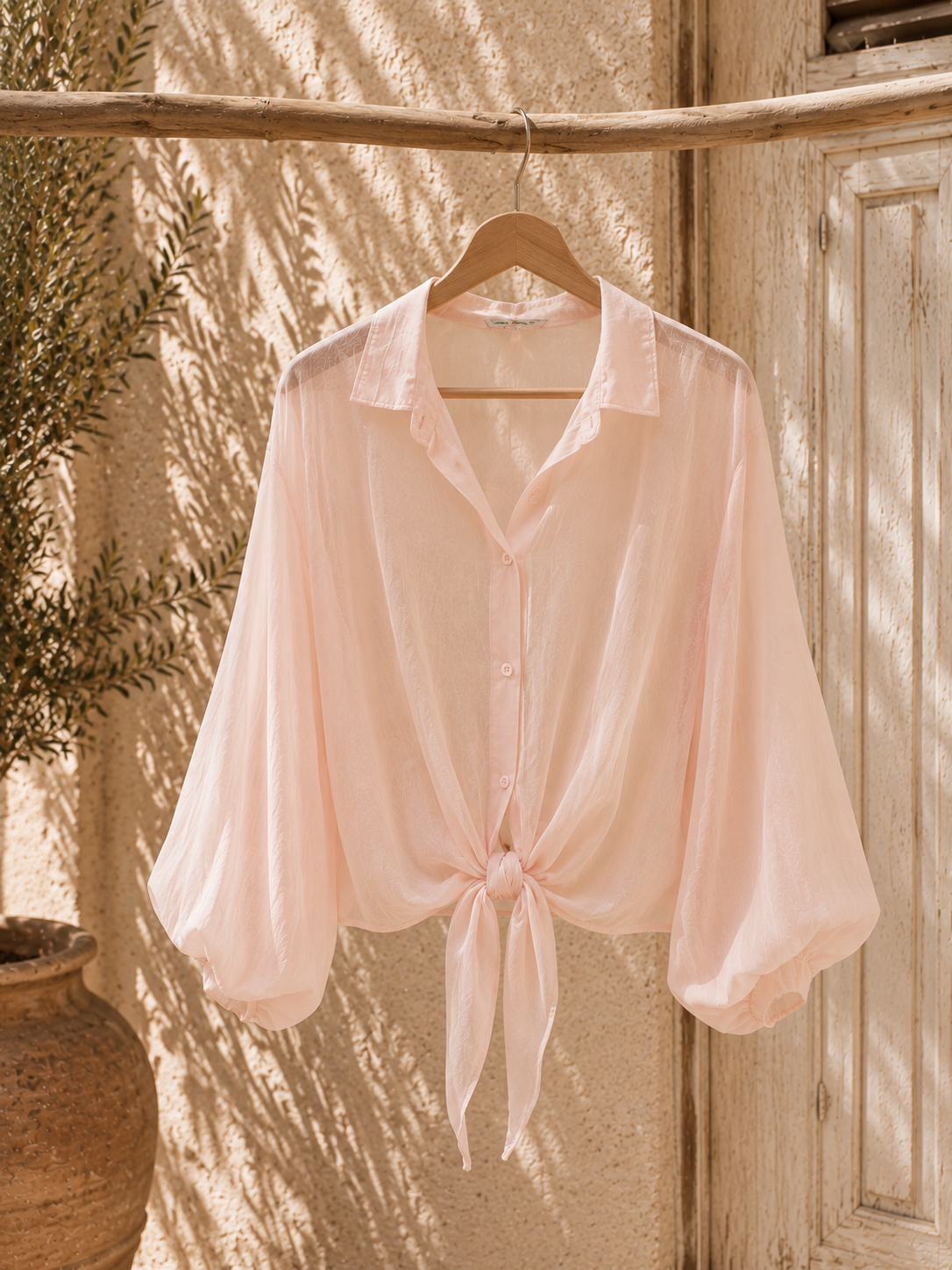 Exklusive Seidenbluse Nerea Uni leicht transparent zum Binden 34-42/44