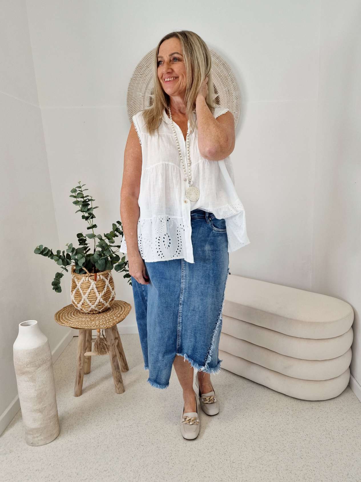 EDLES LEINEN SHIRT TOP KISS WEIß 36-42 Made in Italy Shirt Oberteil LINEN BASIC Lochstickerei EDLES LEINEN SHIRT TOP KISS WEIß 36-42 Made in Italy Shirt Oberteil LINEN BASIC Lochstickerei